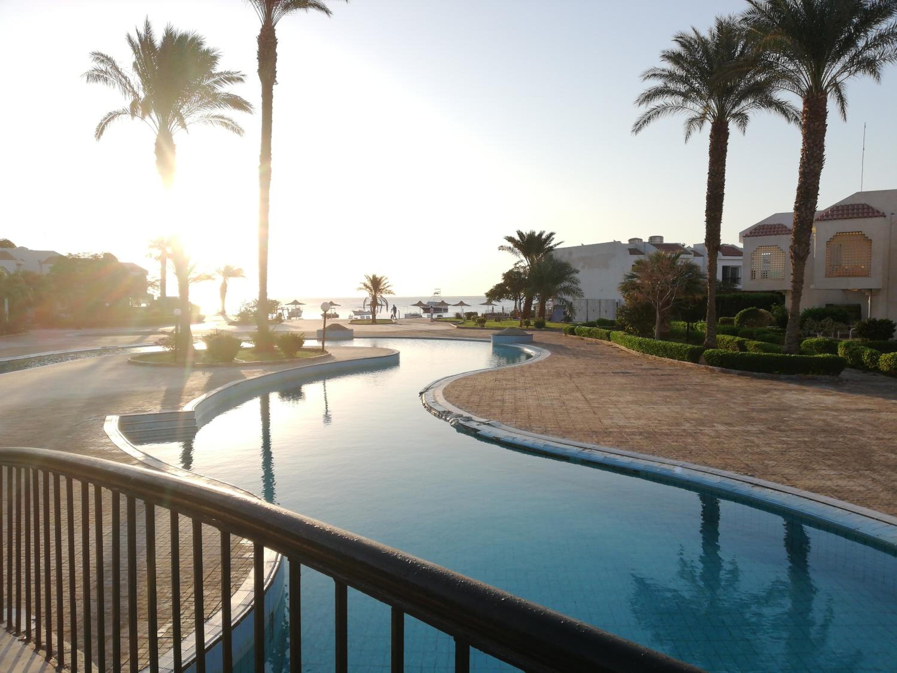 Hurghada family room in khaligeya village view 5