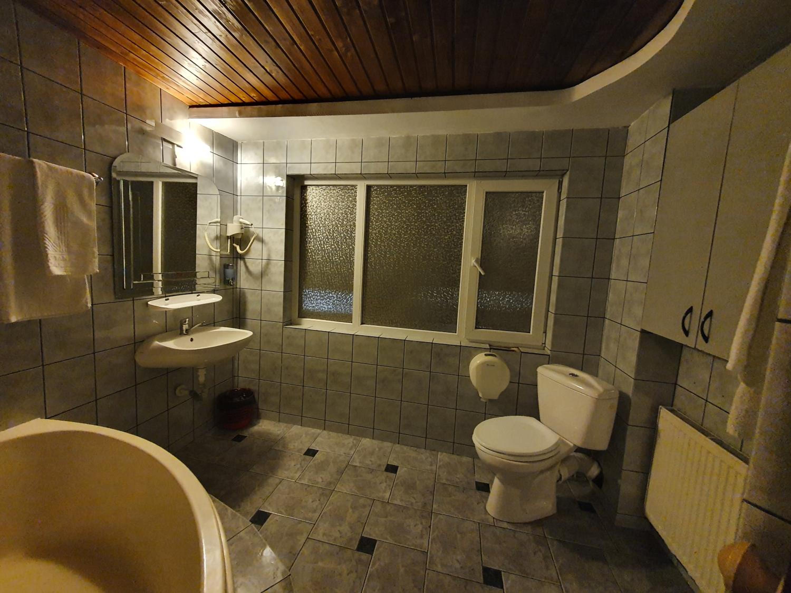 Photo 42
