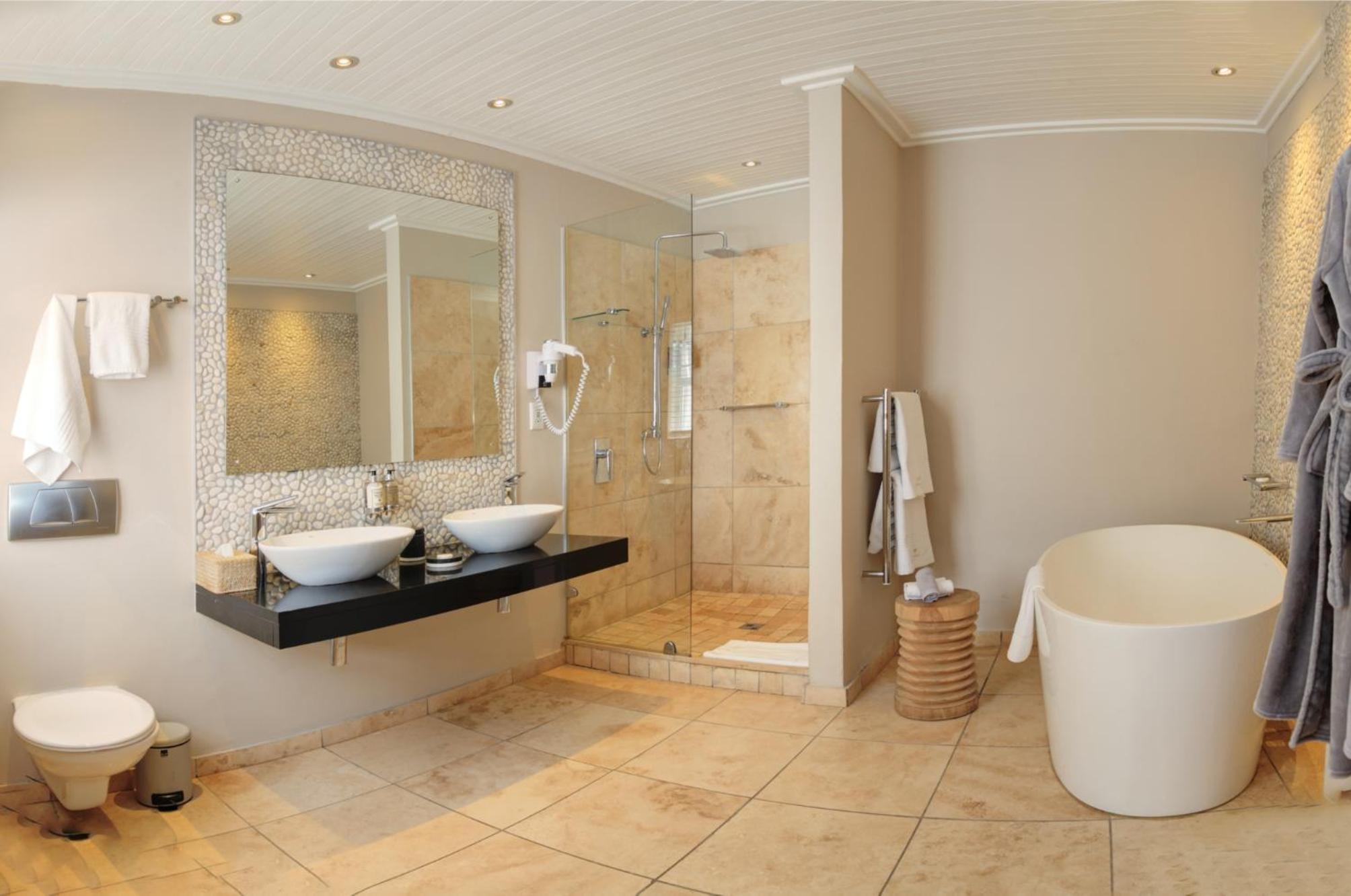 Periwinkle Lodge Guest House