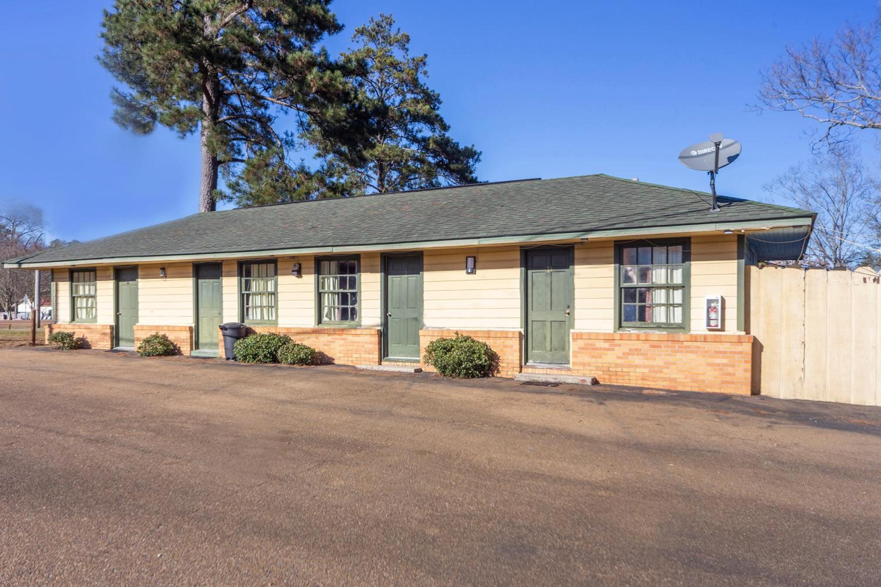OYO Hotel Brookhaven MS Hwy 51 North - Property Image 34