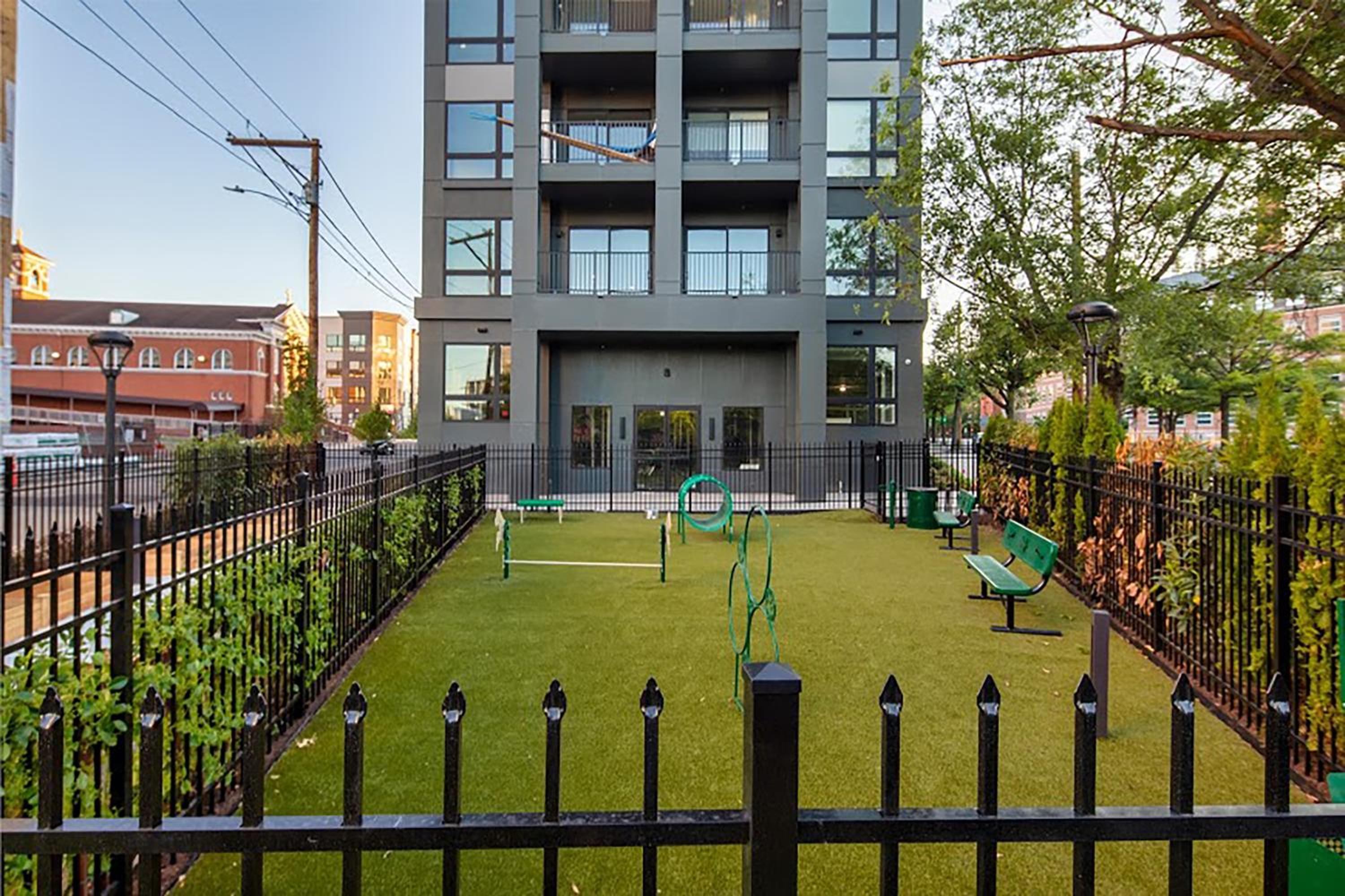 New Haven Vacations - Luxury Furnished Apartments by Hyatus Downtown at Yale - Property Image 112
