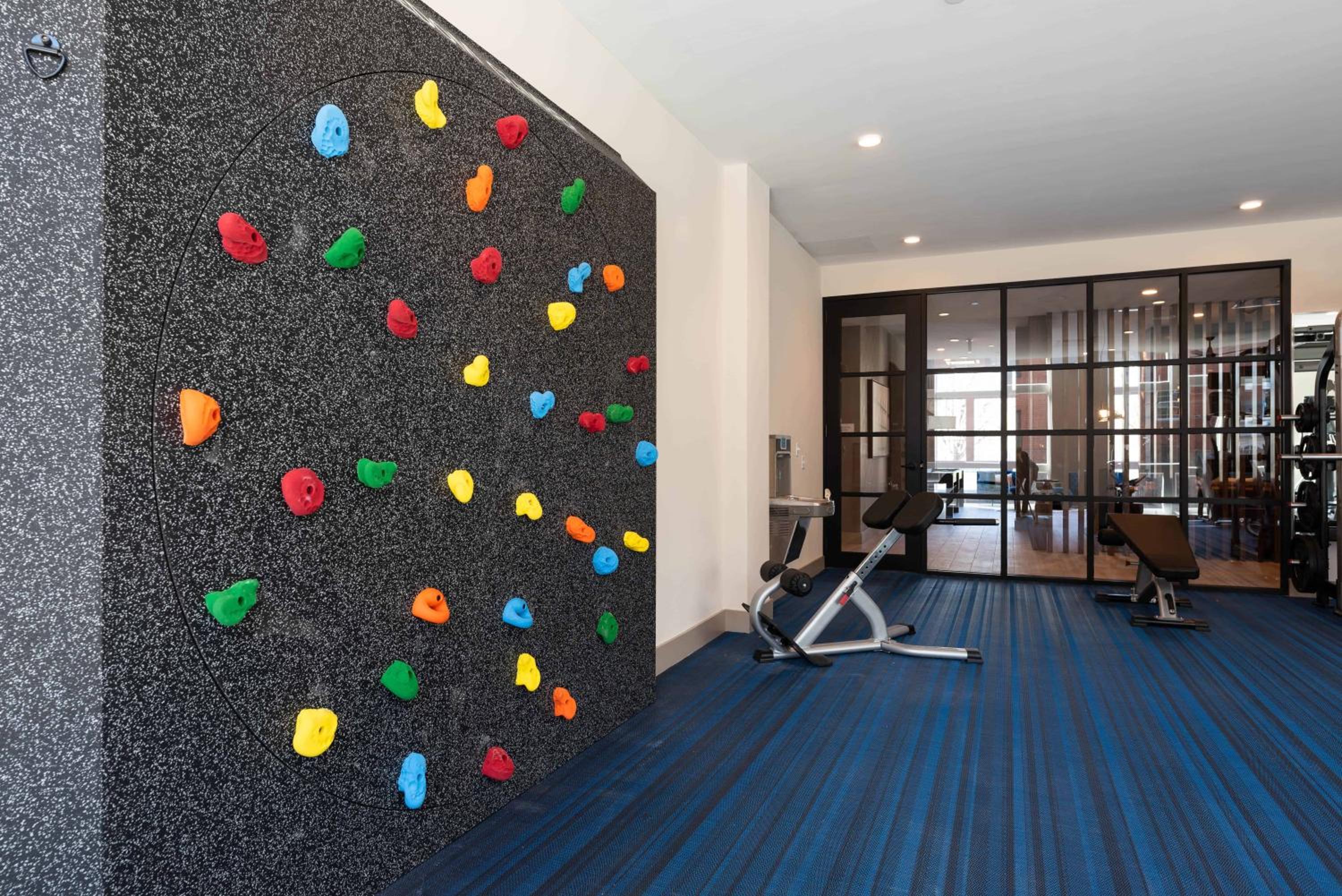 New Haven Vacations - Luxury Furnished Apartments by Hyatus Downtown at Yale - Property Image 92