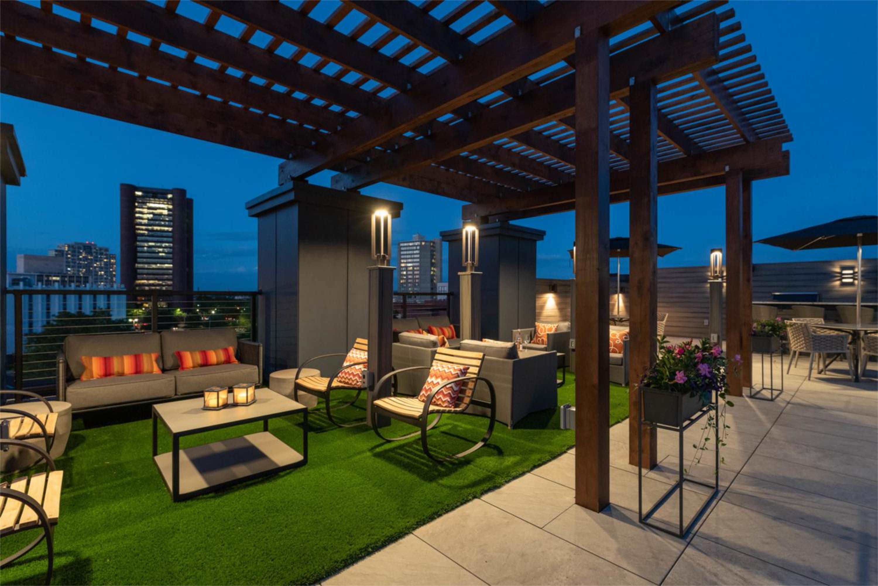 New Haven Vacations - Luxury Furnished Apartments by Hyatus Downtown at Yale - Property Image 90