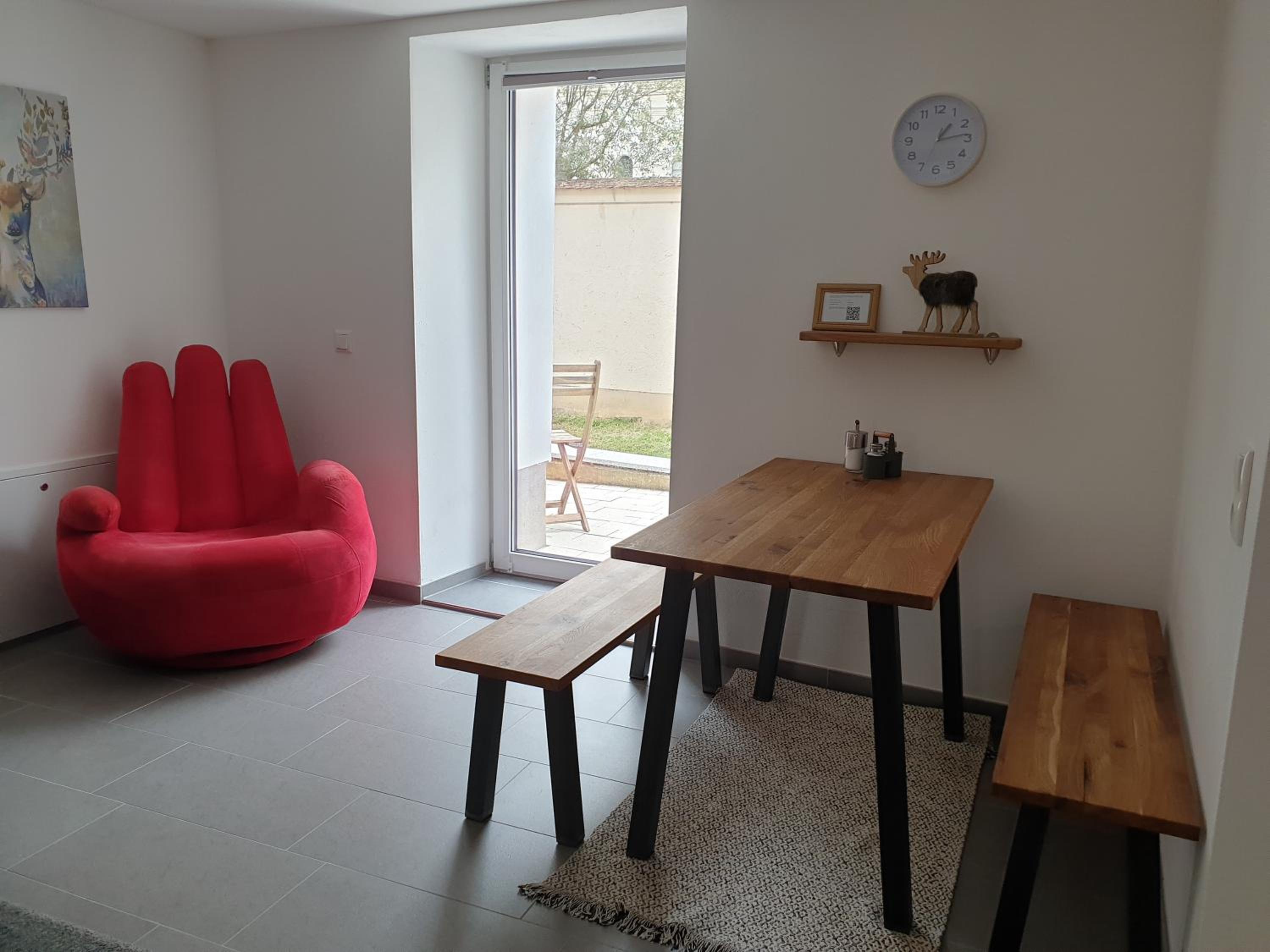 wohnung-nummer-2 view 4