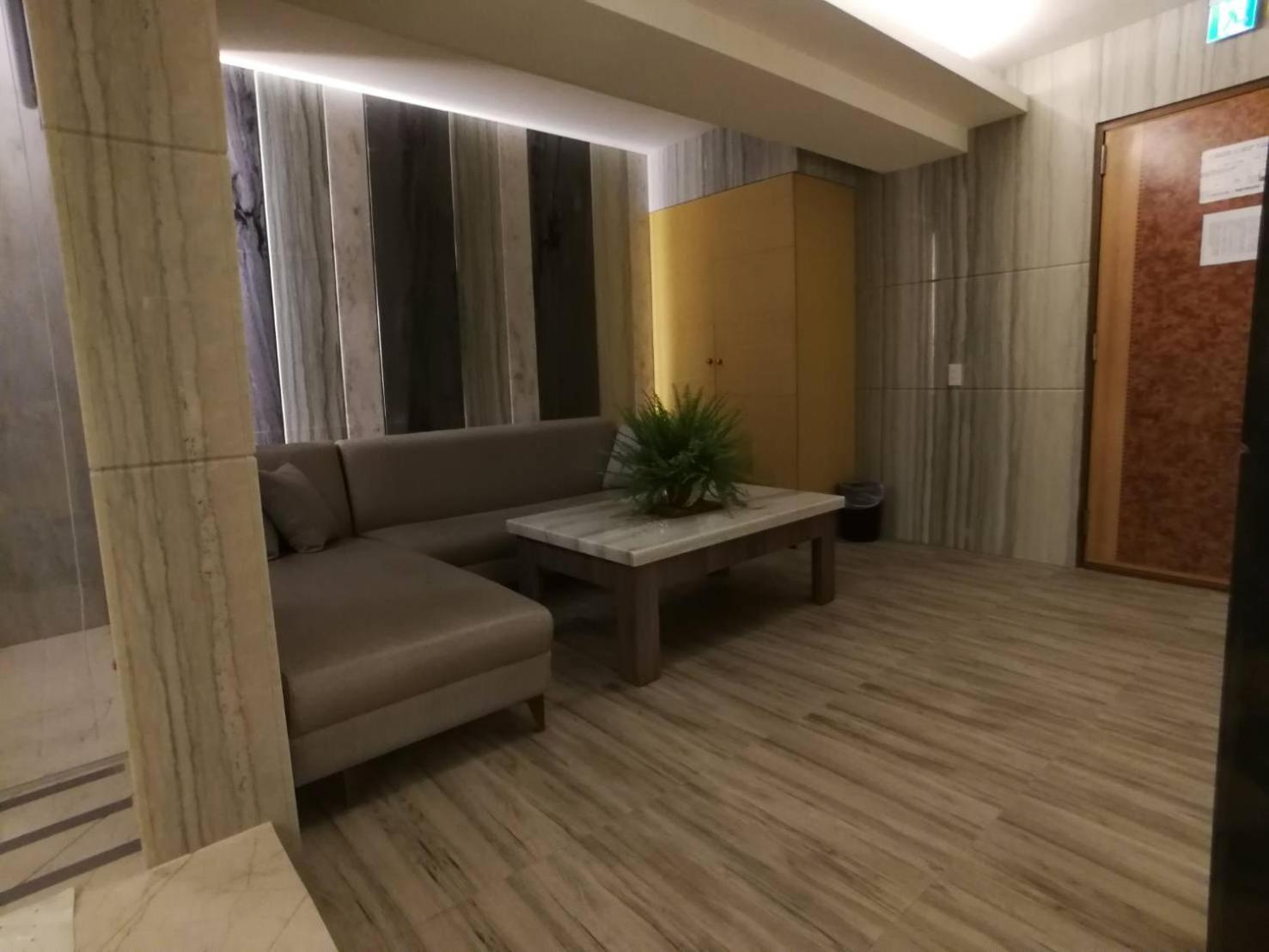 Michelle hotel