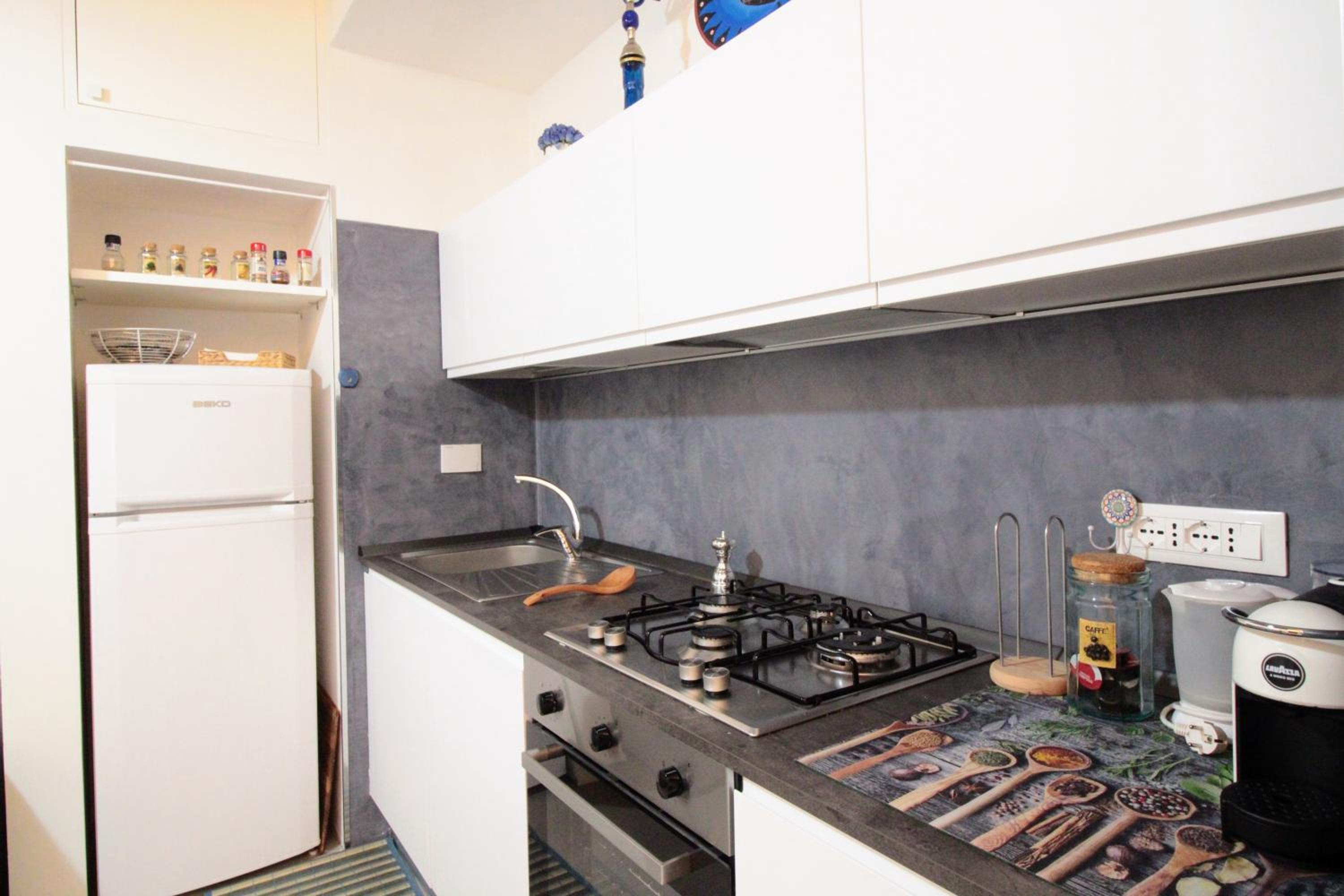The Galluzza house en Siena — kitchen