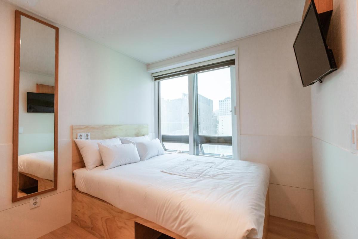 Step Inn Myeongdong 1