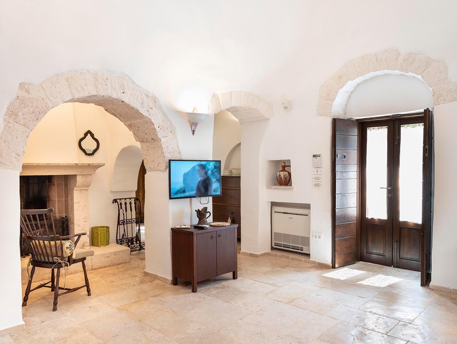 Trulli Uliveto Acquafonda view 3
