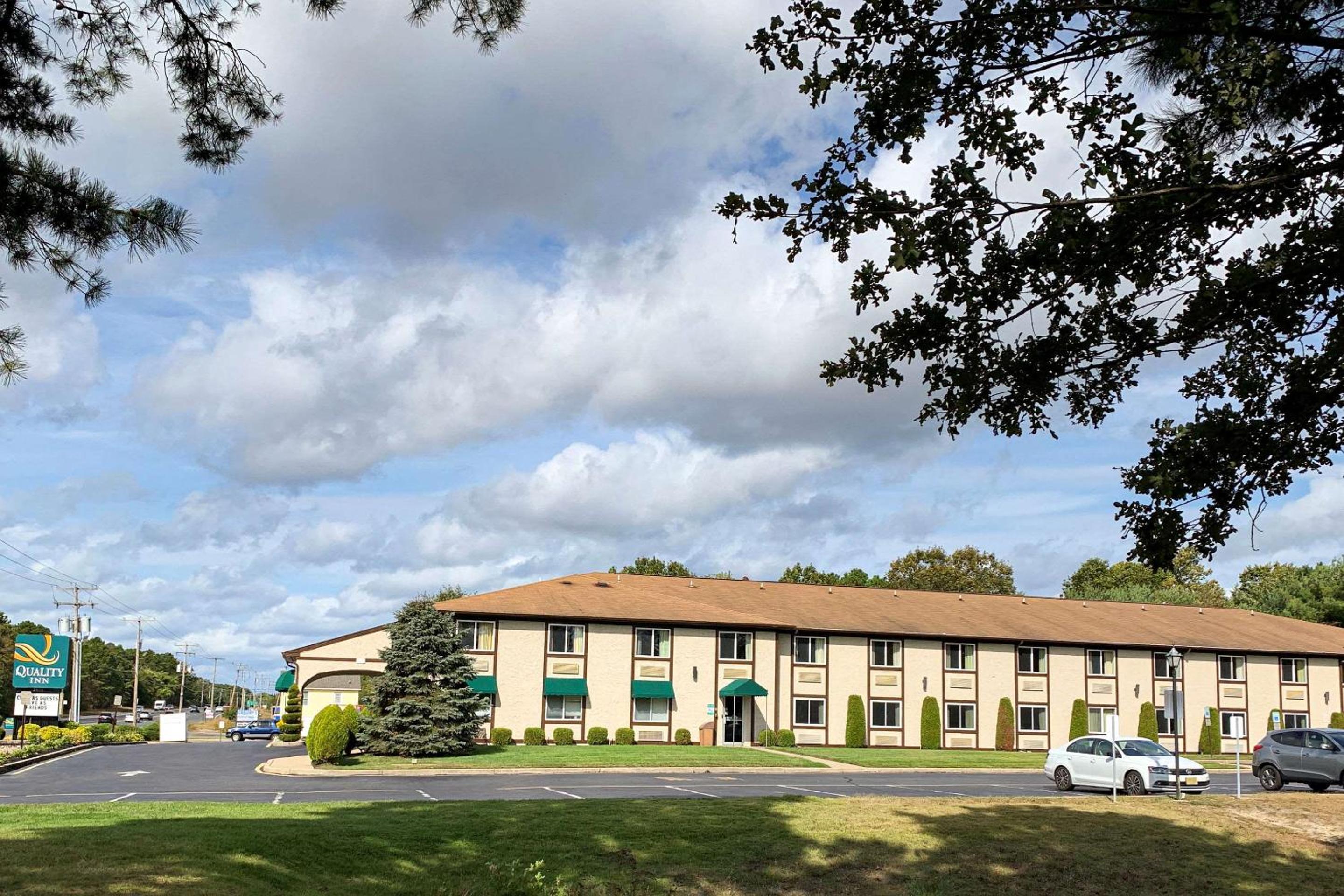Quality Inn near Toms River Corporate Park view 2