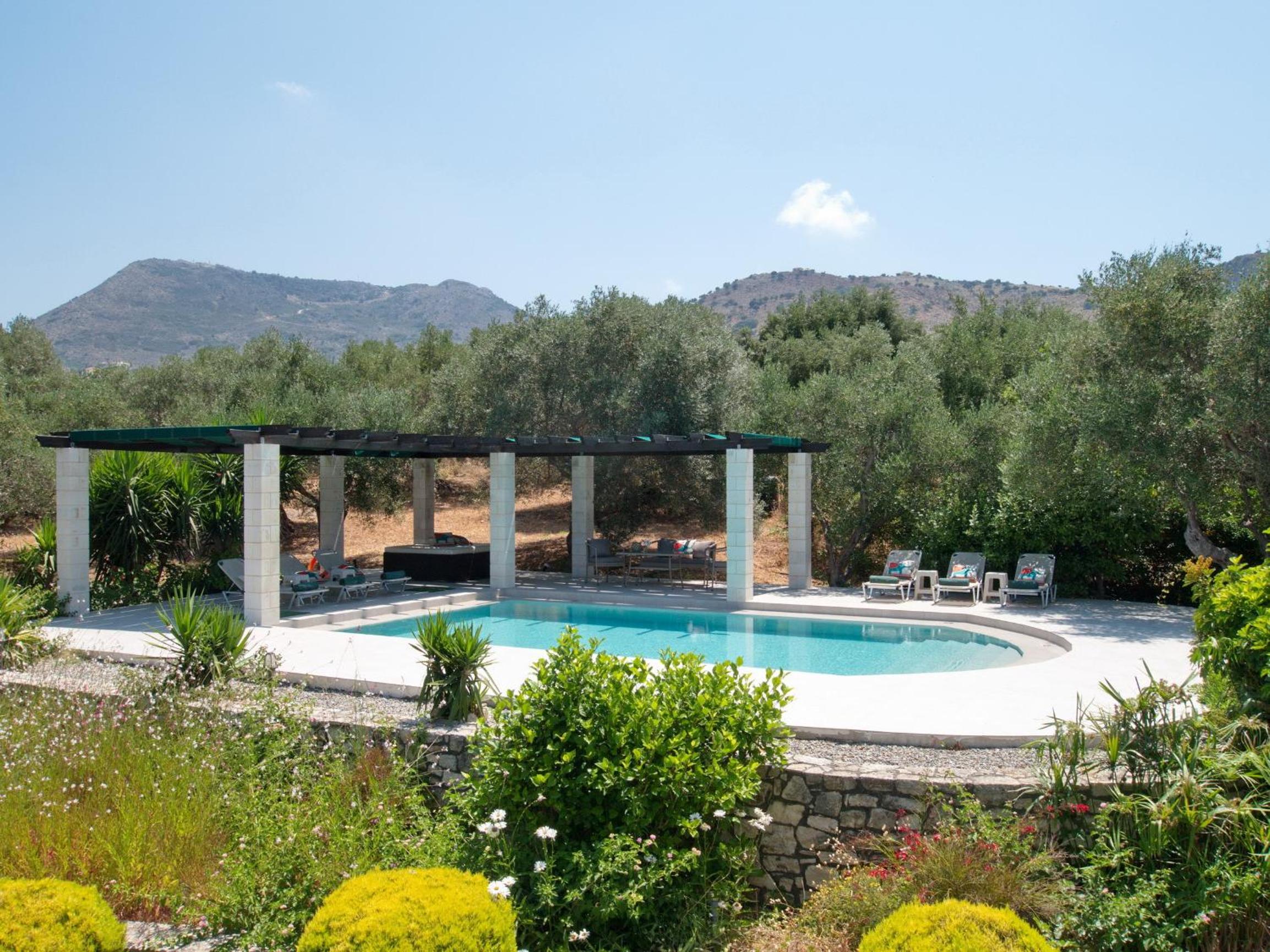 Villa Nynemia Almyrida Crete photo 4