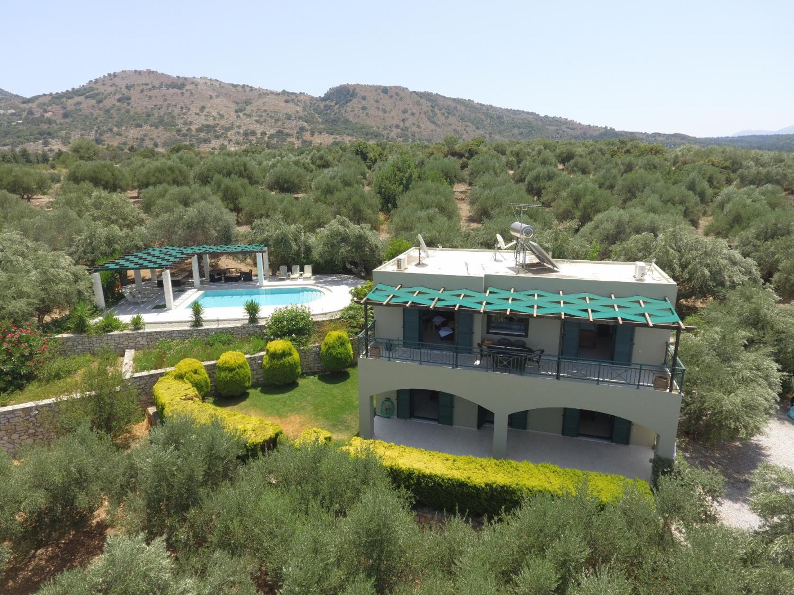 Villa Nynemia Almyrida Crete view 4