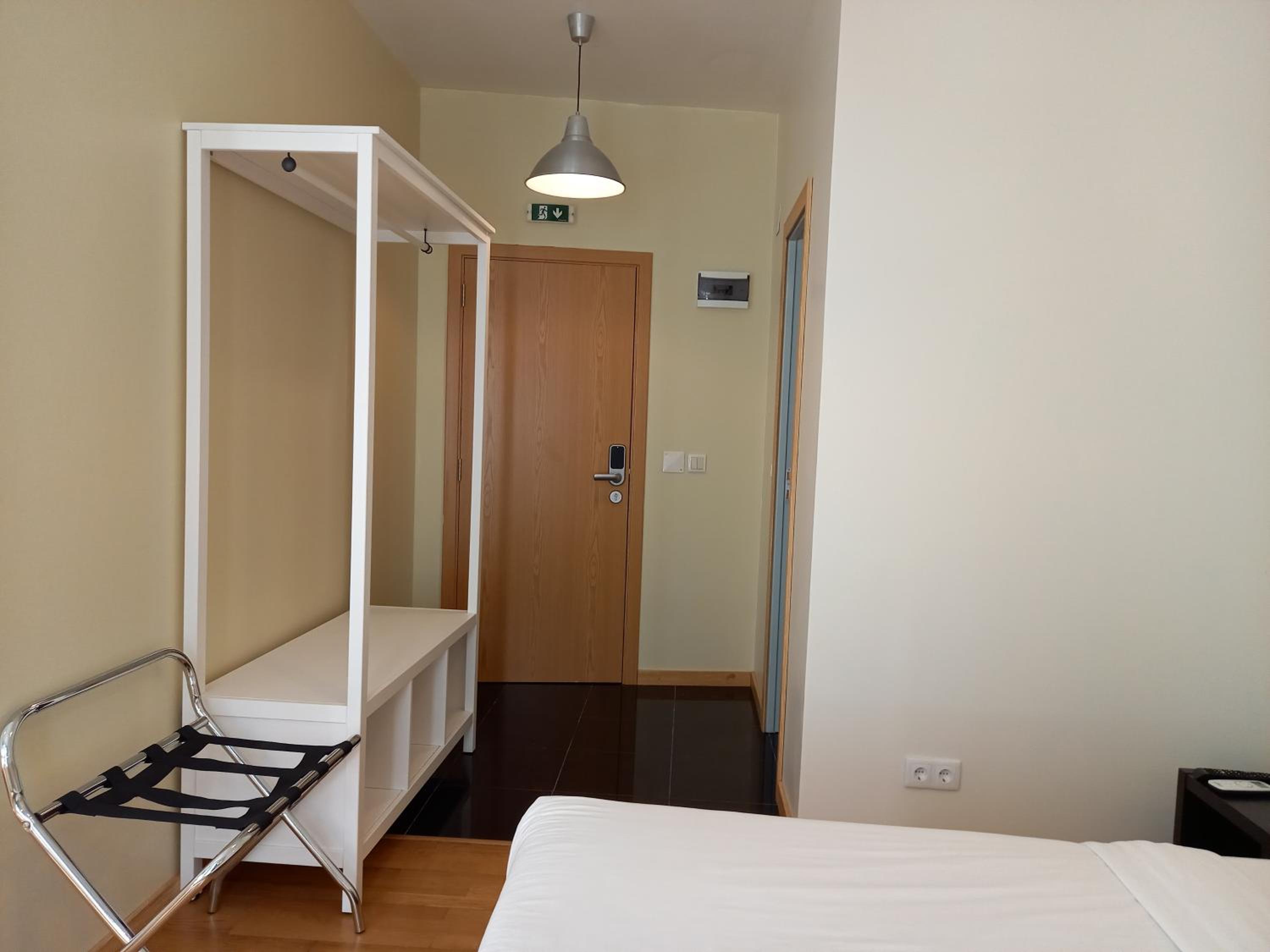 Fado Bed & Breakfast - Santos view 3