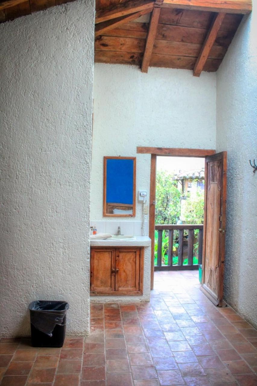 Rossco Hostel & Hotel