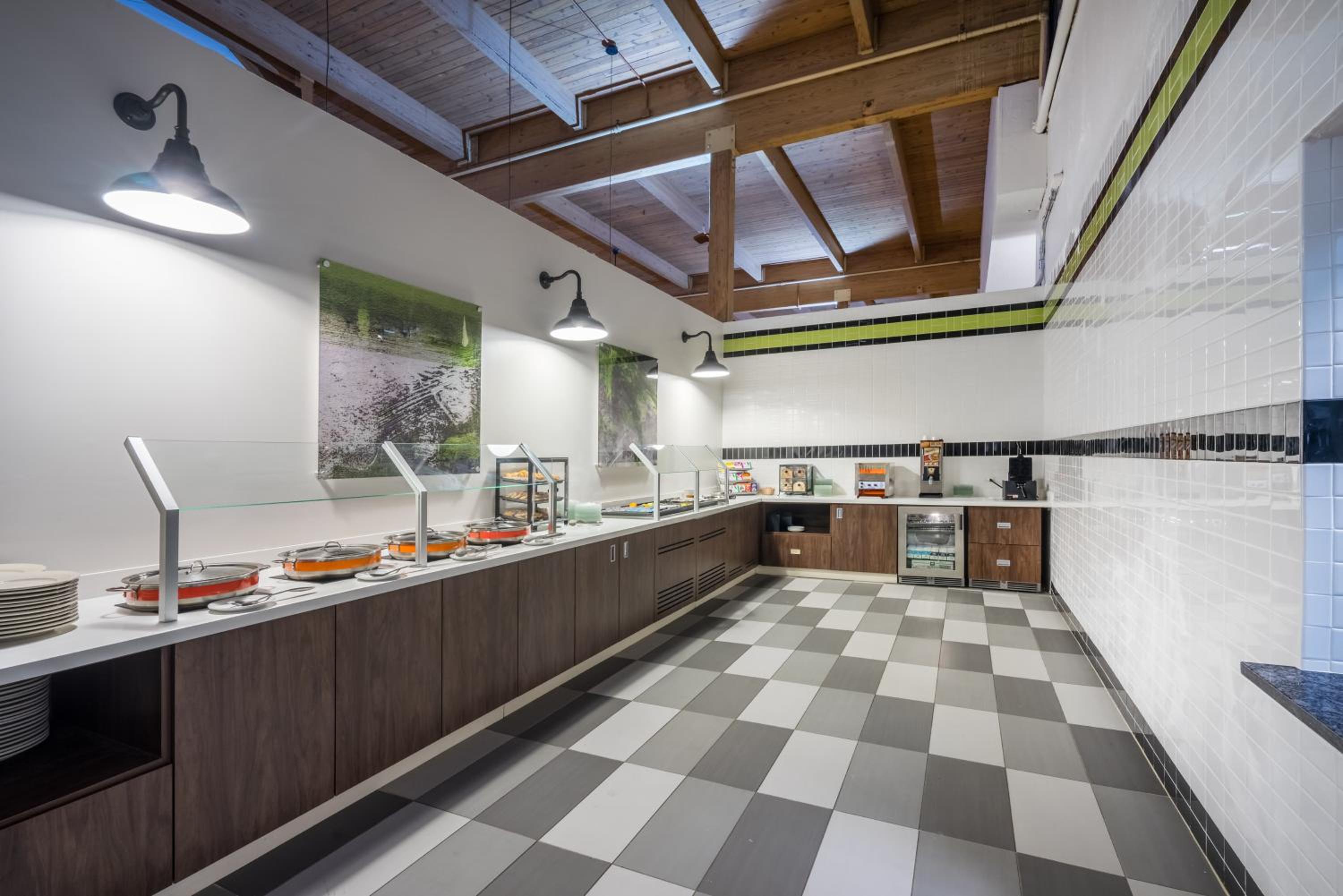 Mansfield Vacations - enVision Hotel  Conference Center Mansfield-Foxboro - Property Image 18