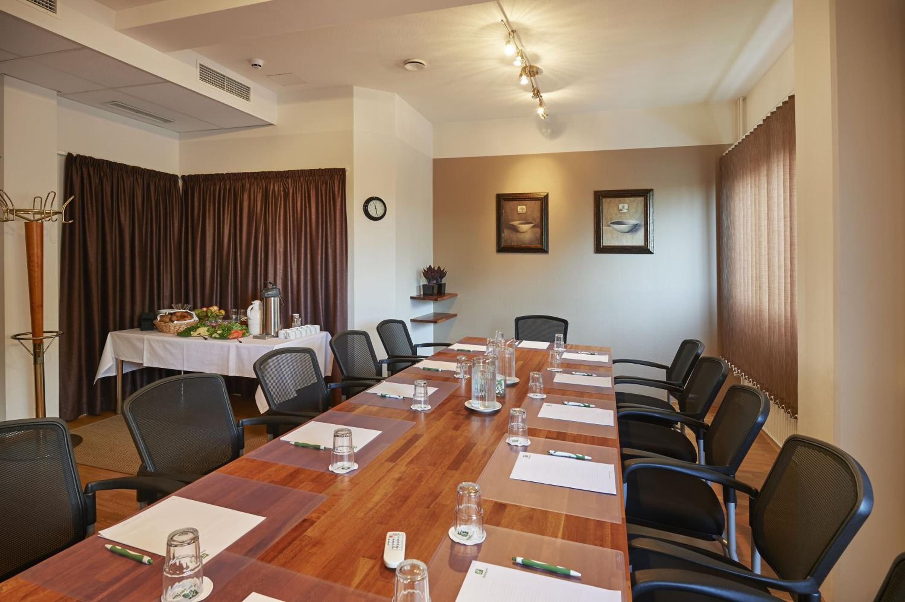 Vantaa Vacations - Holiday Inn Helsinki-Vantaa Airport, an IHG Hotel - Property Image 11