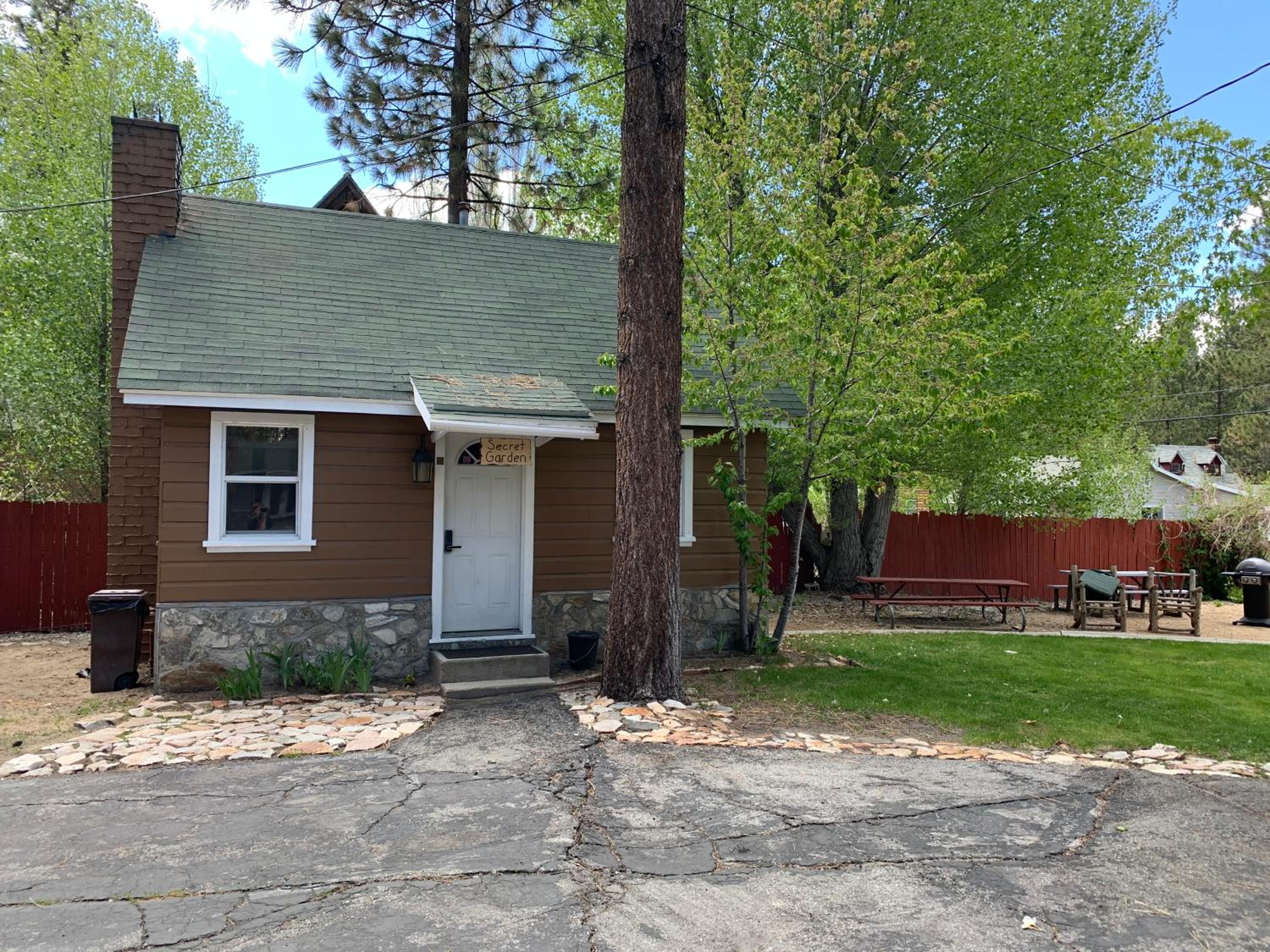 Grey Squirrel Resort