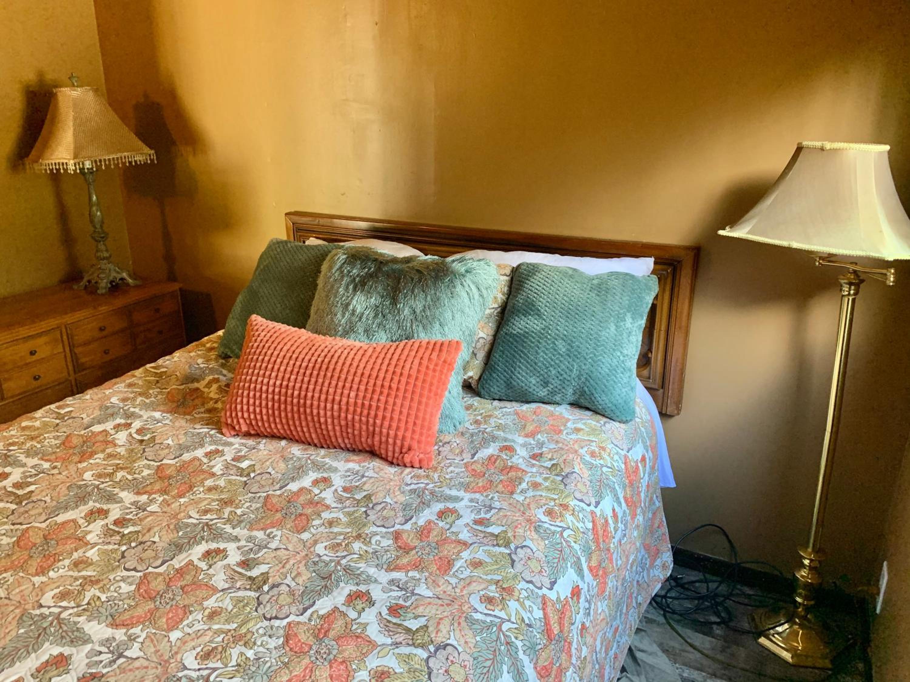 Grey Squirrel Resort