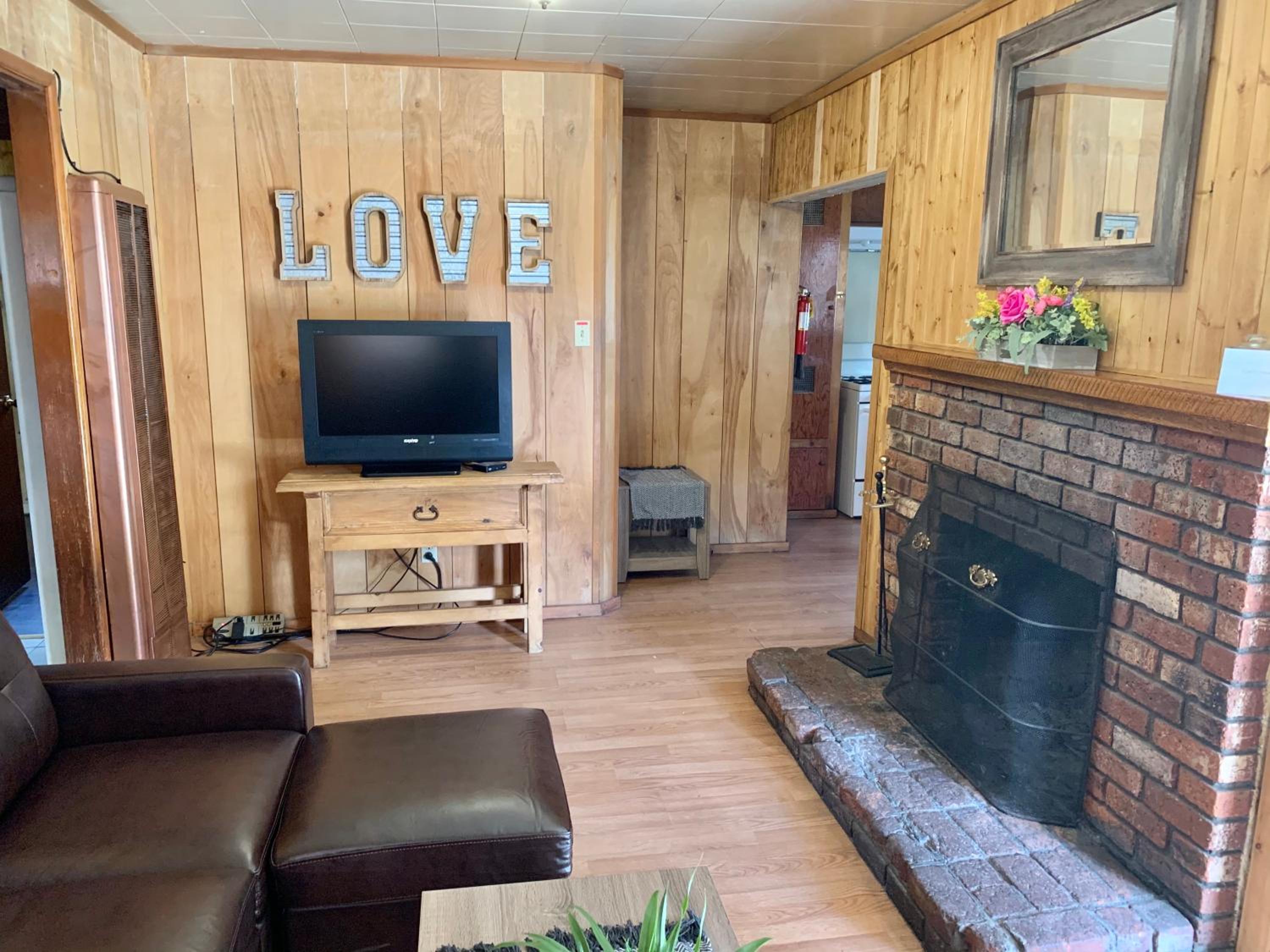 Grey Squirrel Resort