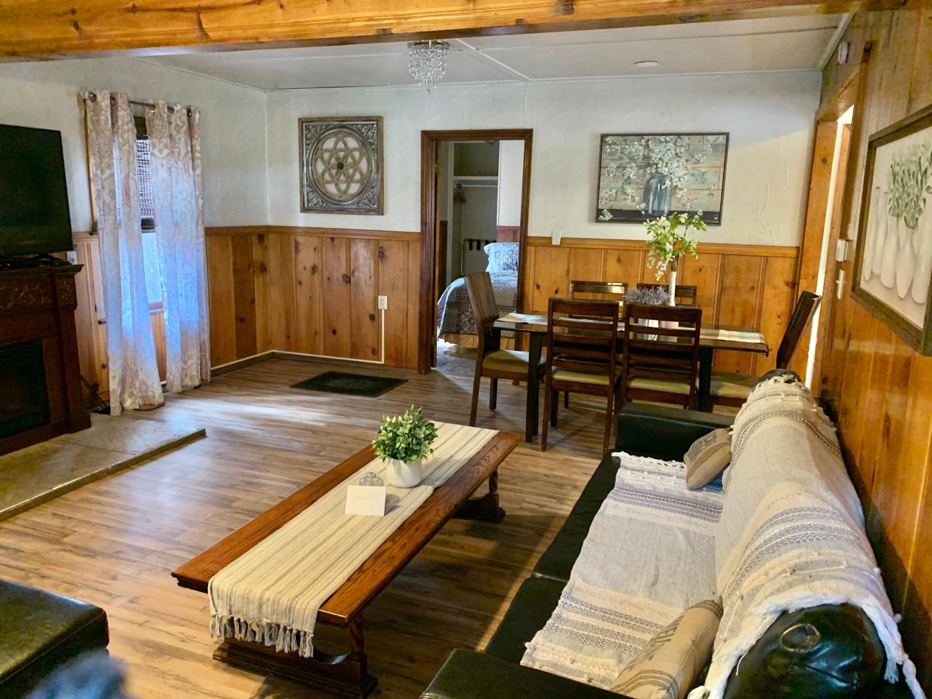 Grey Squirrel Resort