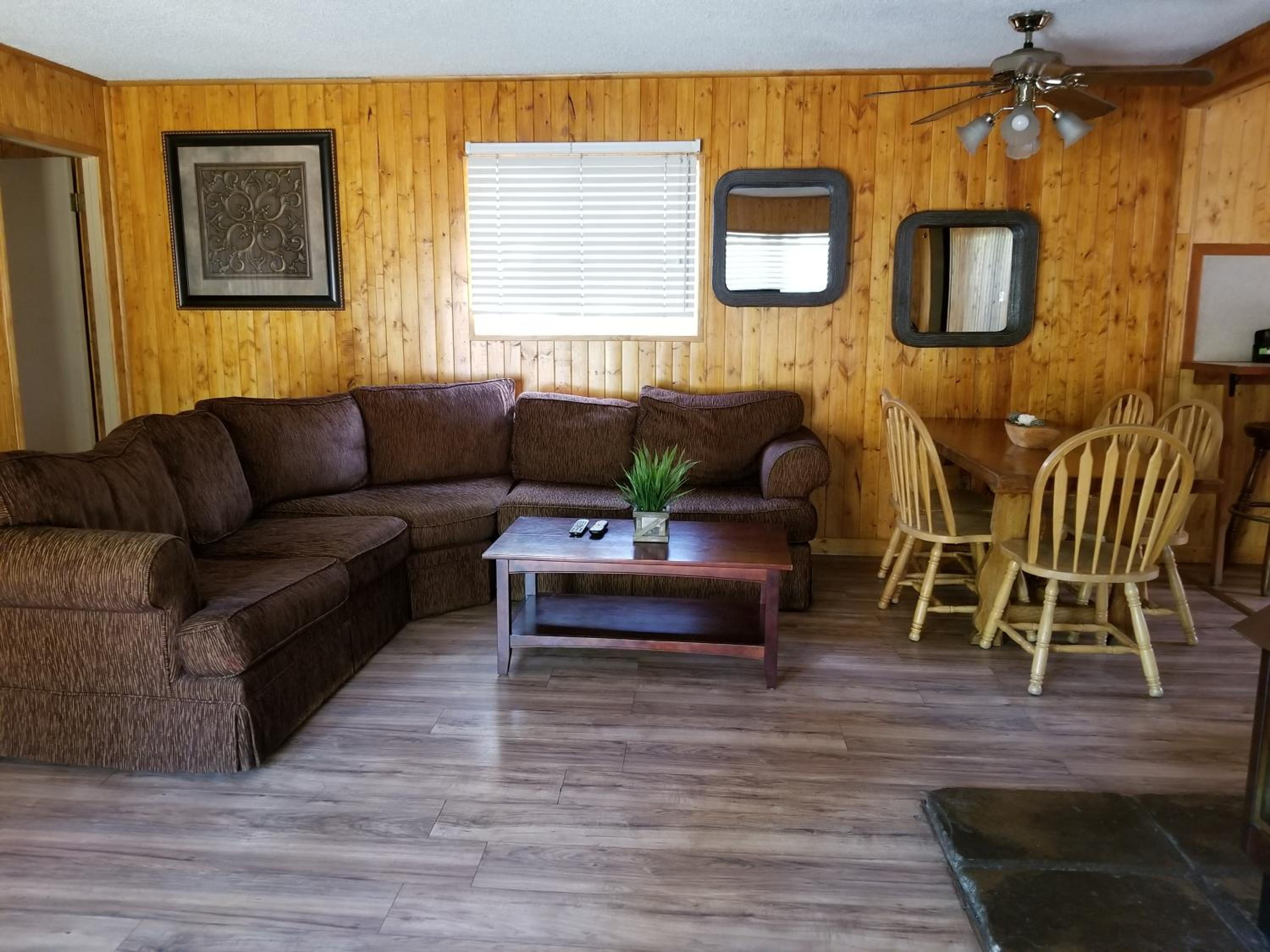 Grey Squirrel Resort