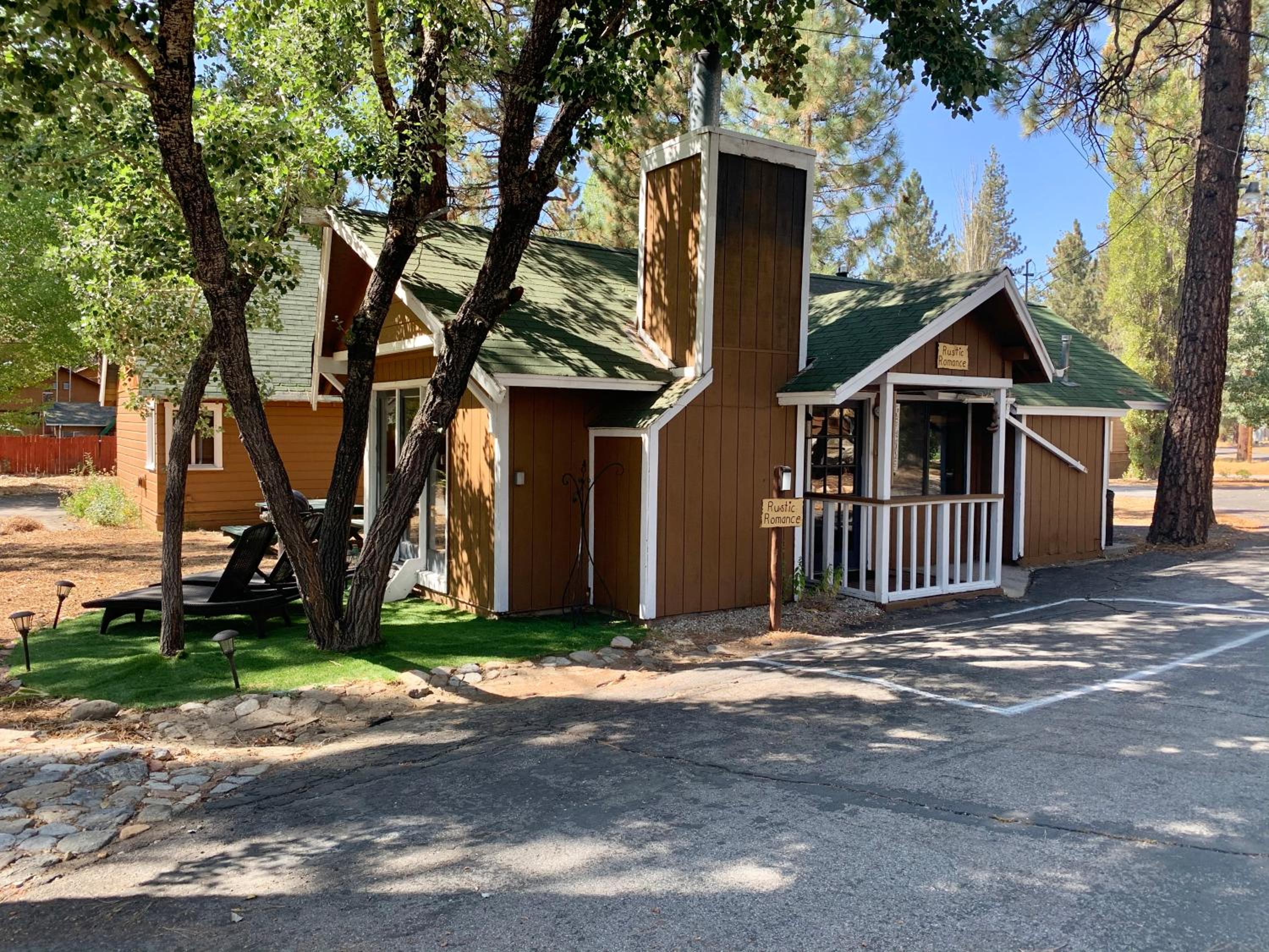 Grey Squirrel Resort
