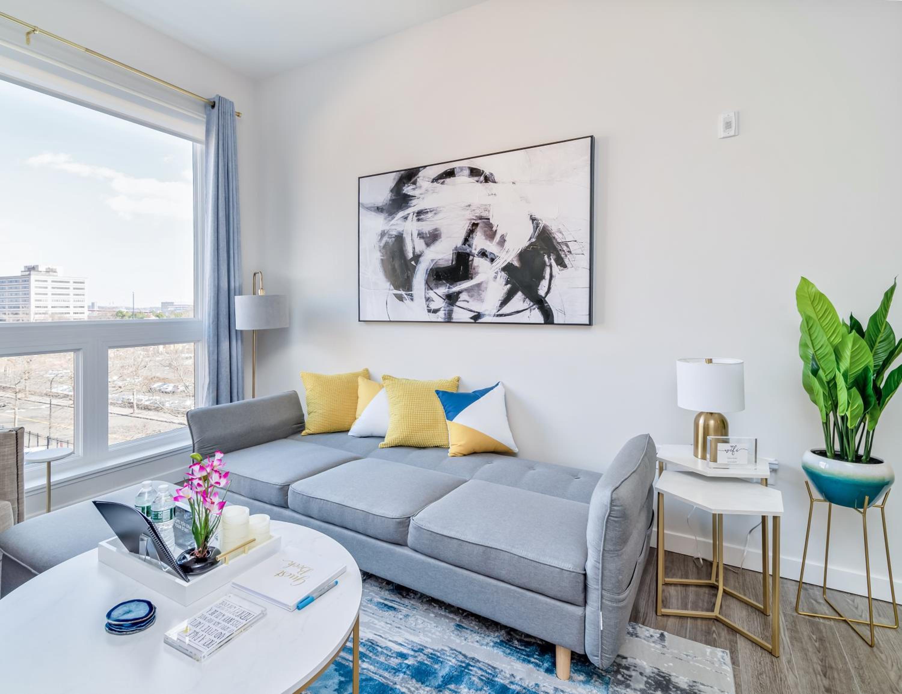 New Haven Vacations - Luxury Furnished Apartments by Hyatus Downtown at Yale - Property Image 98