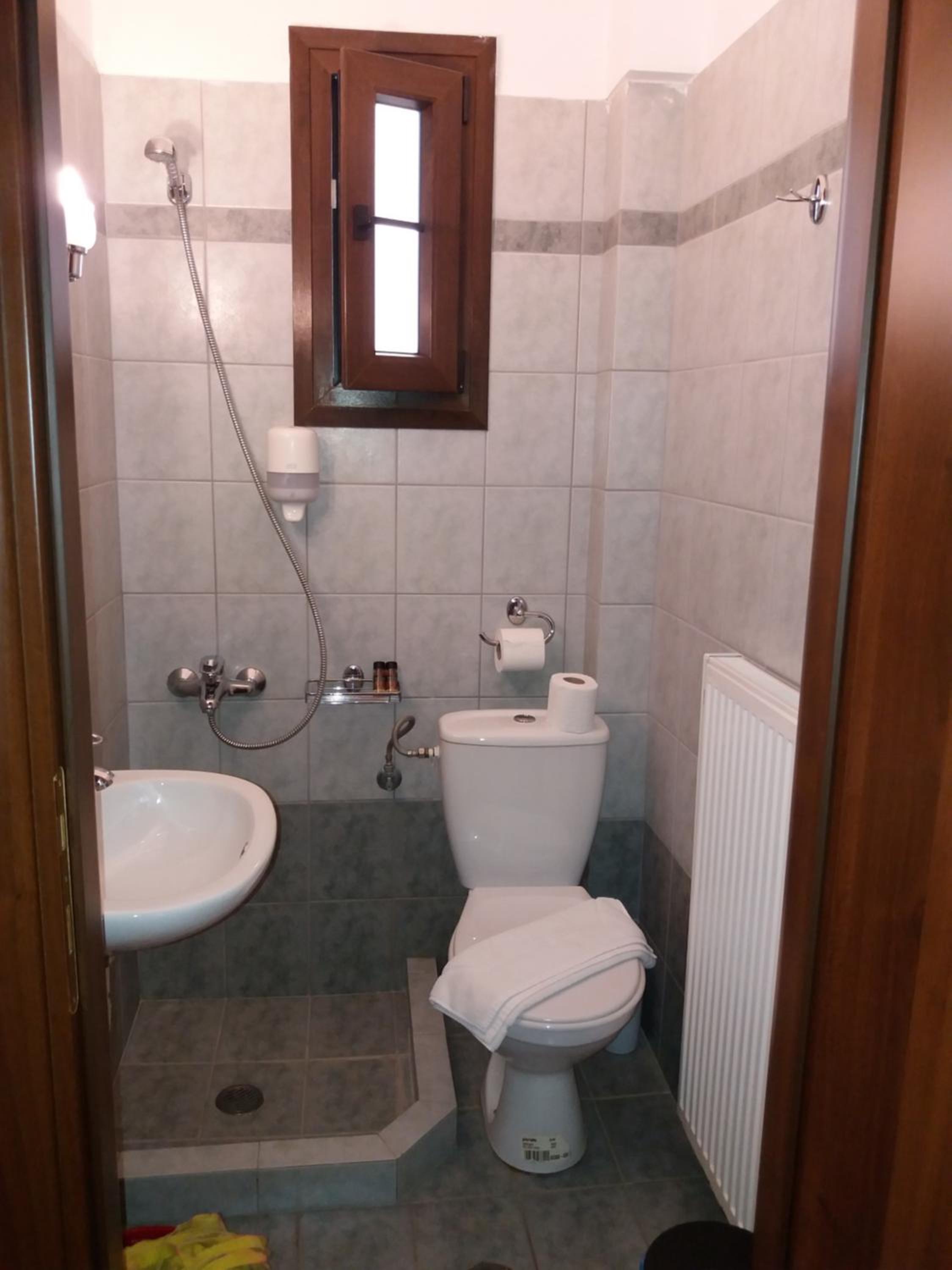 Kynthia Guesthouse