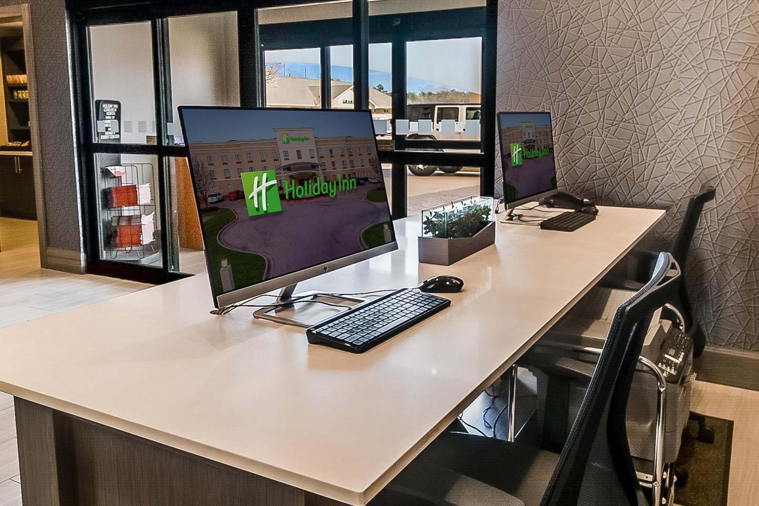 Longview Vacations - Holiday Inn Longview - North, an IHG Hotel - Property Image 9