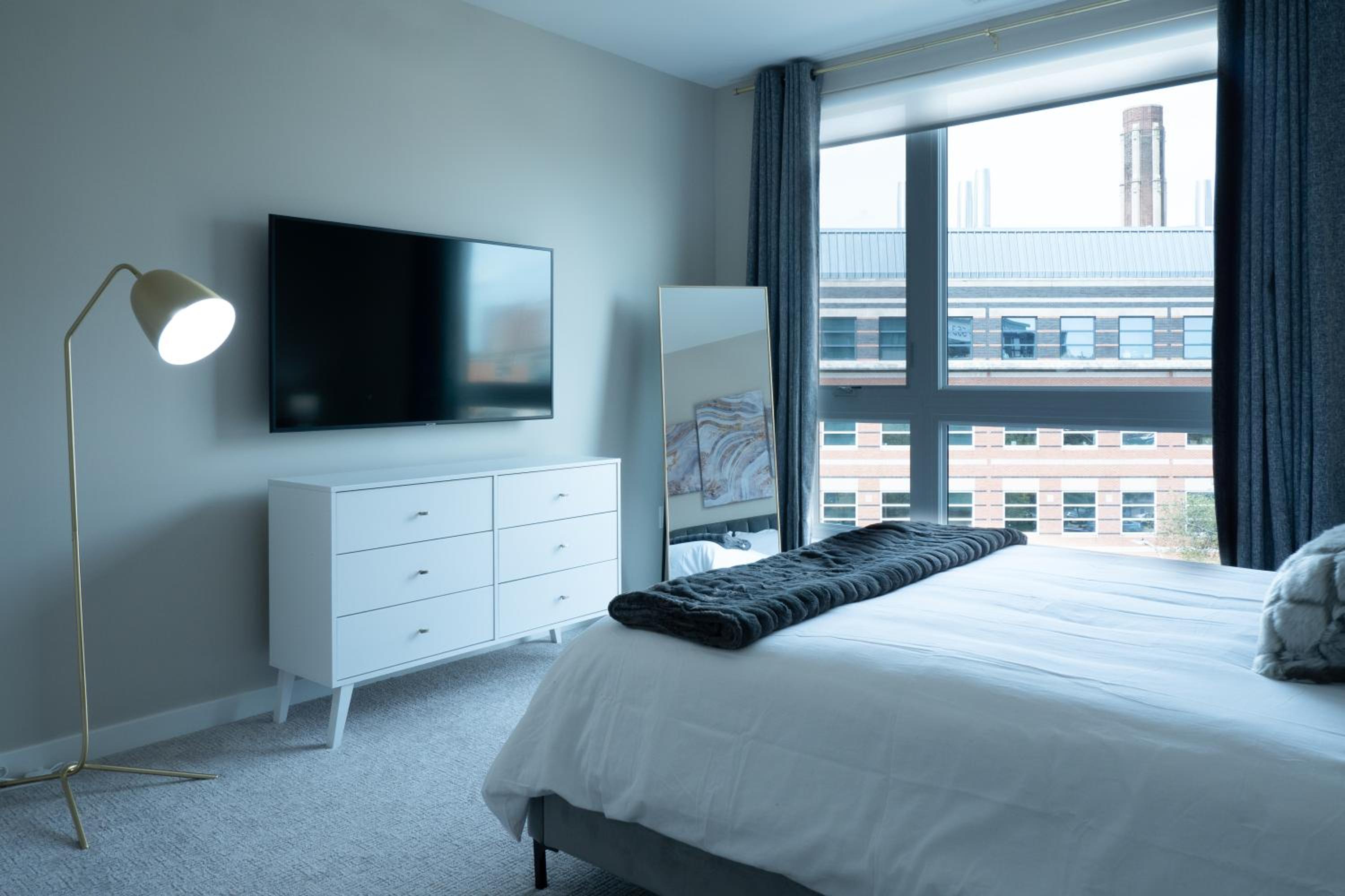 New Haven Vacations - Luxury Furnished Apartments by Hyatus Downtown at Yale - Property Image 73