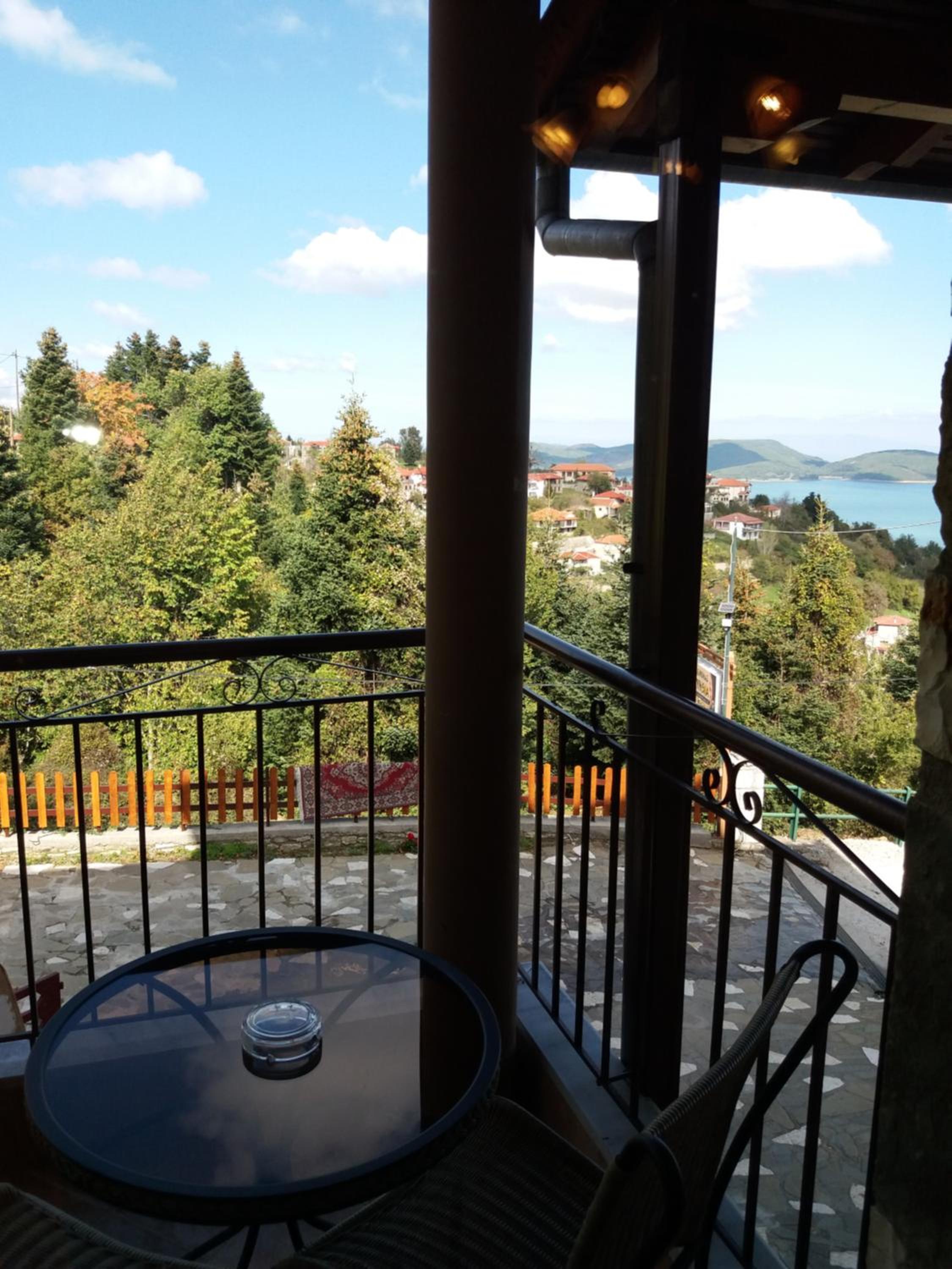 Kynthia Guesthouse