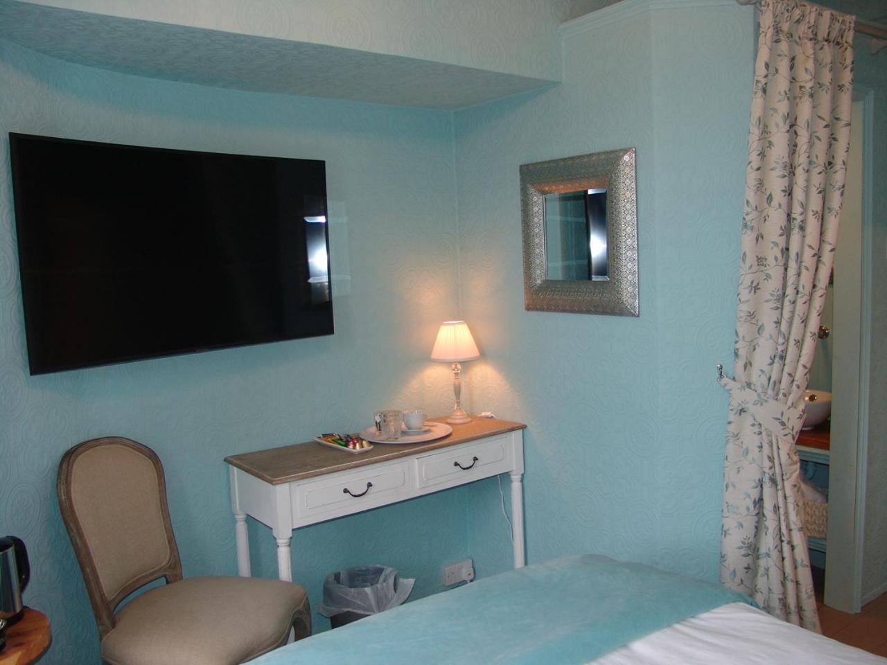 Osborne House B&B Workington view 4