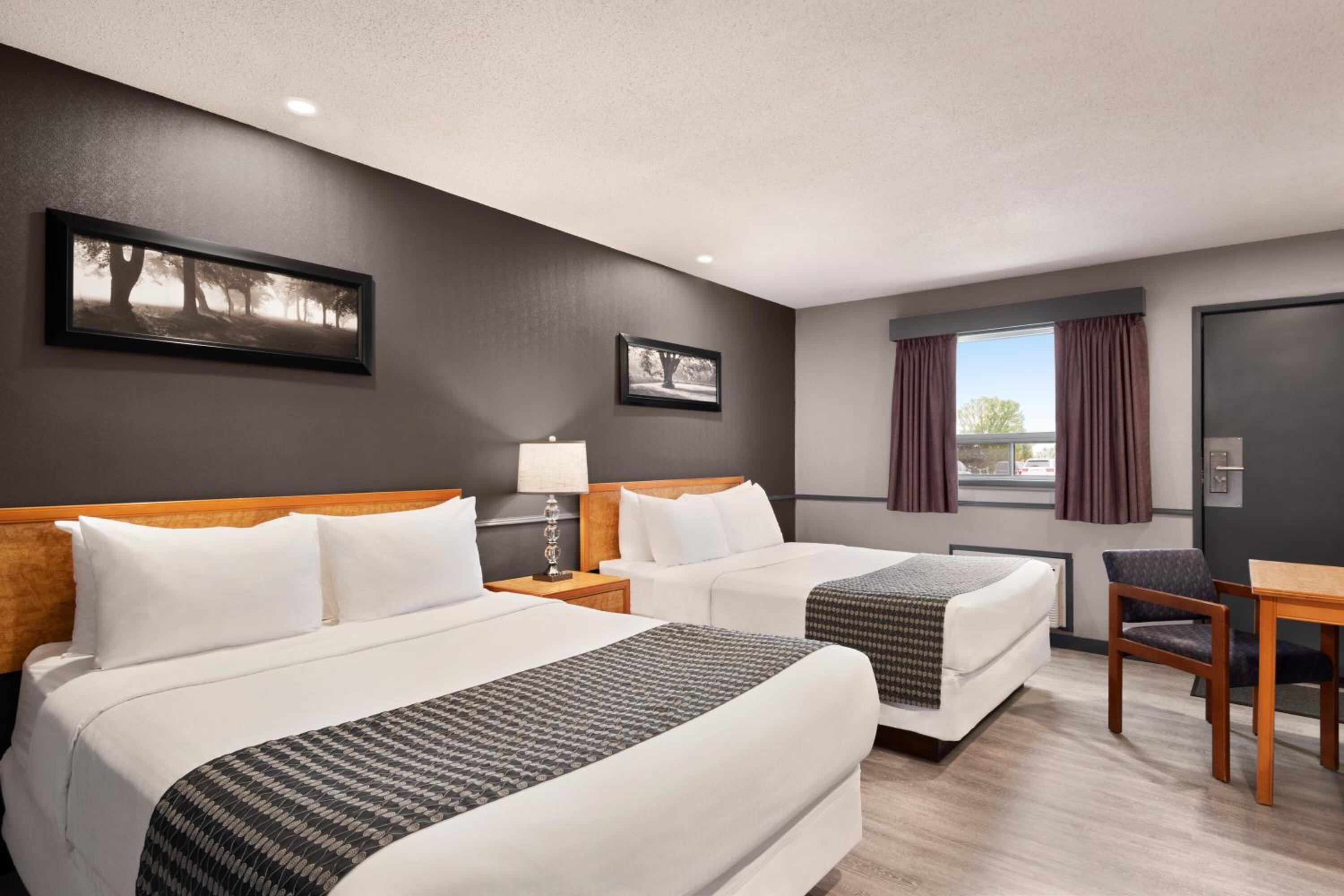 Brandon Vacations - Travelodge by Wyndham Brandon - Property Image 1