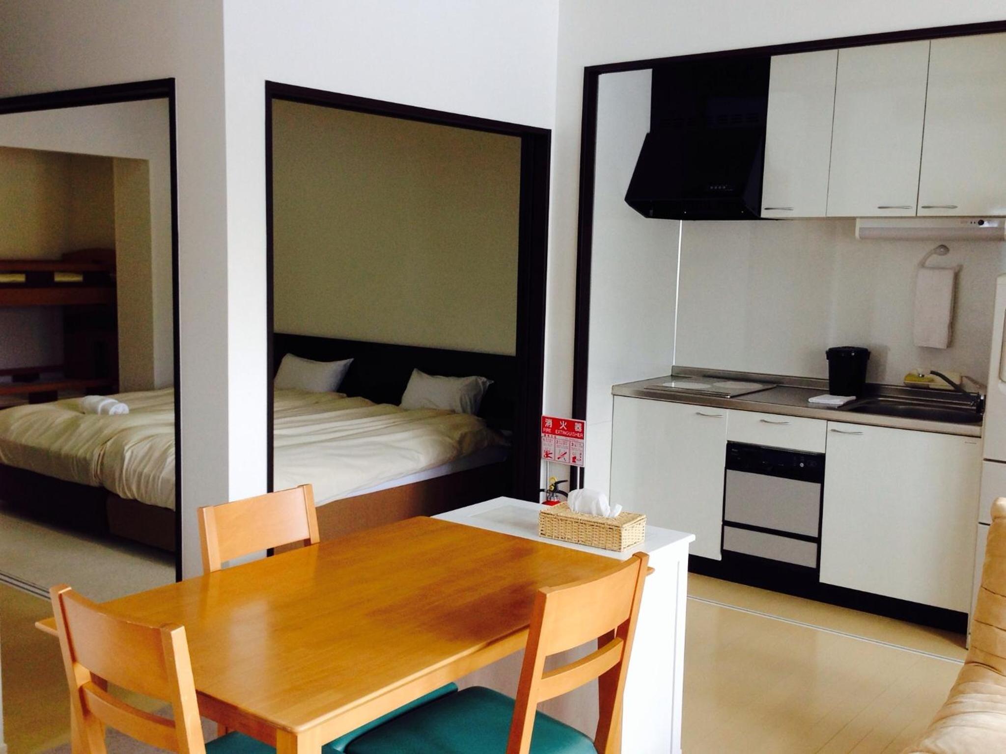 Tsuru Apartments