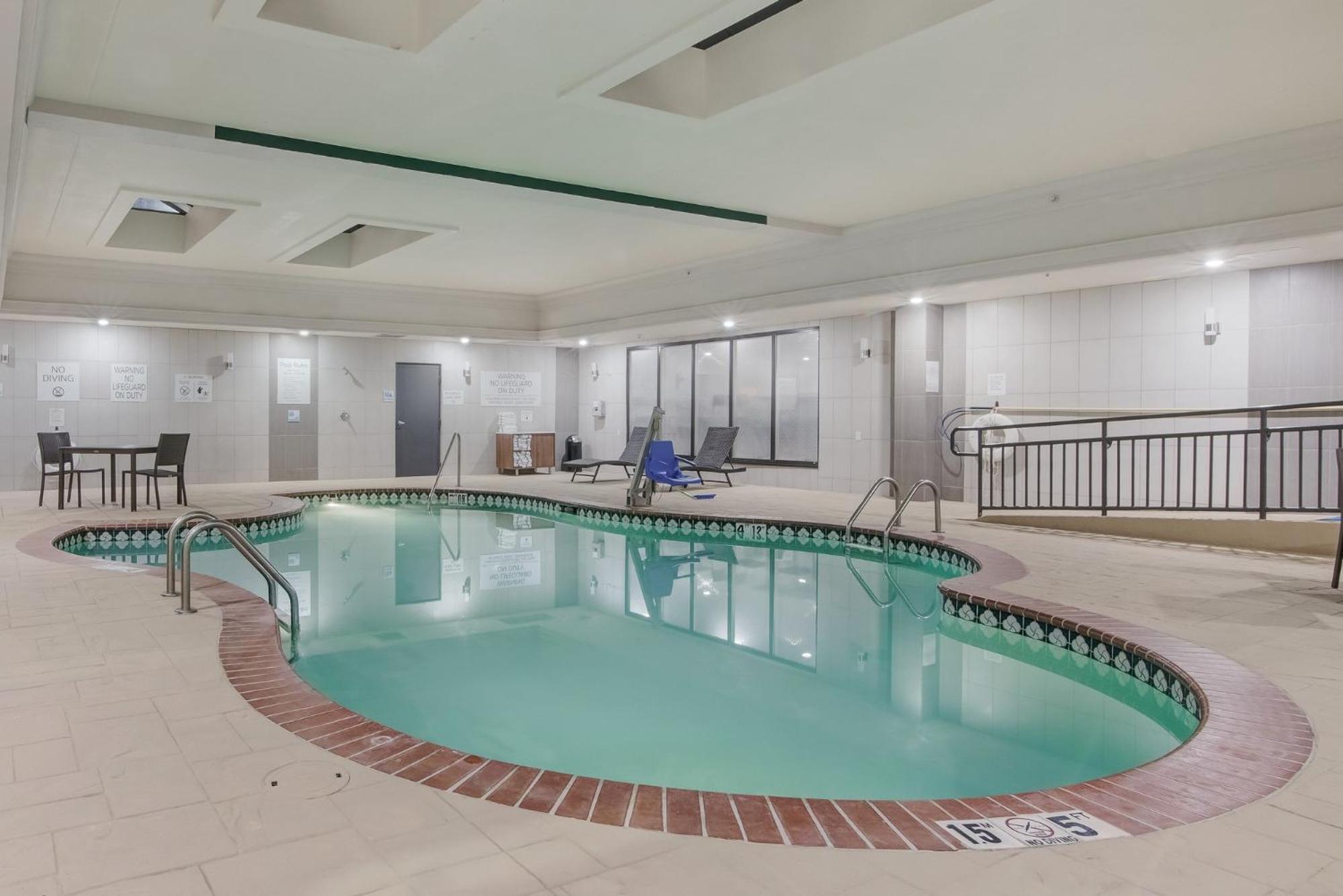 Longview Vacations - Holiday Inn Express Suites Longview North, an IHG Hotel - Property Image 62