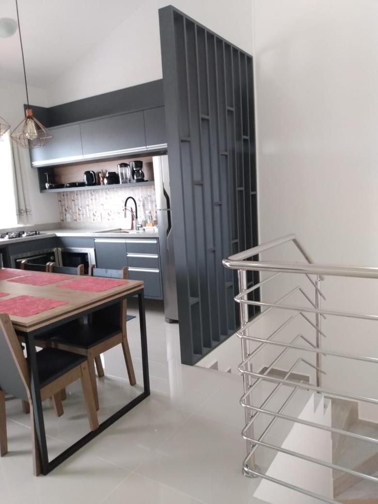 NORTH PARADISE 309- Duplex