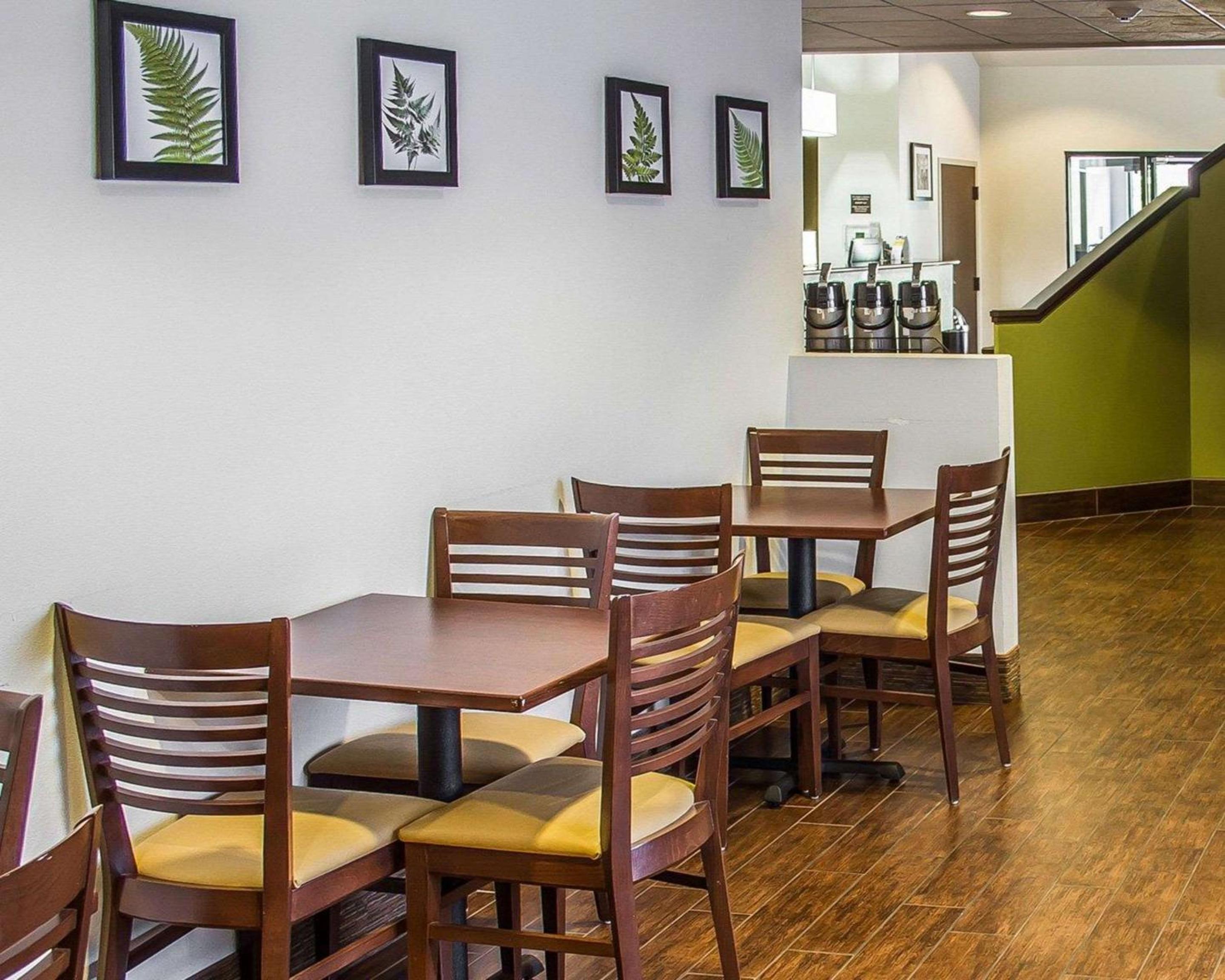 Roseburg Vacations - Sleep Inn  Suites Roseburg North Near Medical Center - Property Image 3