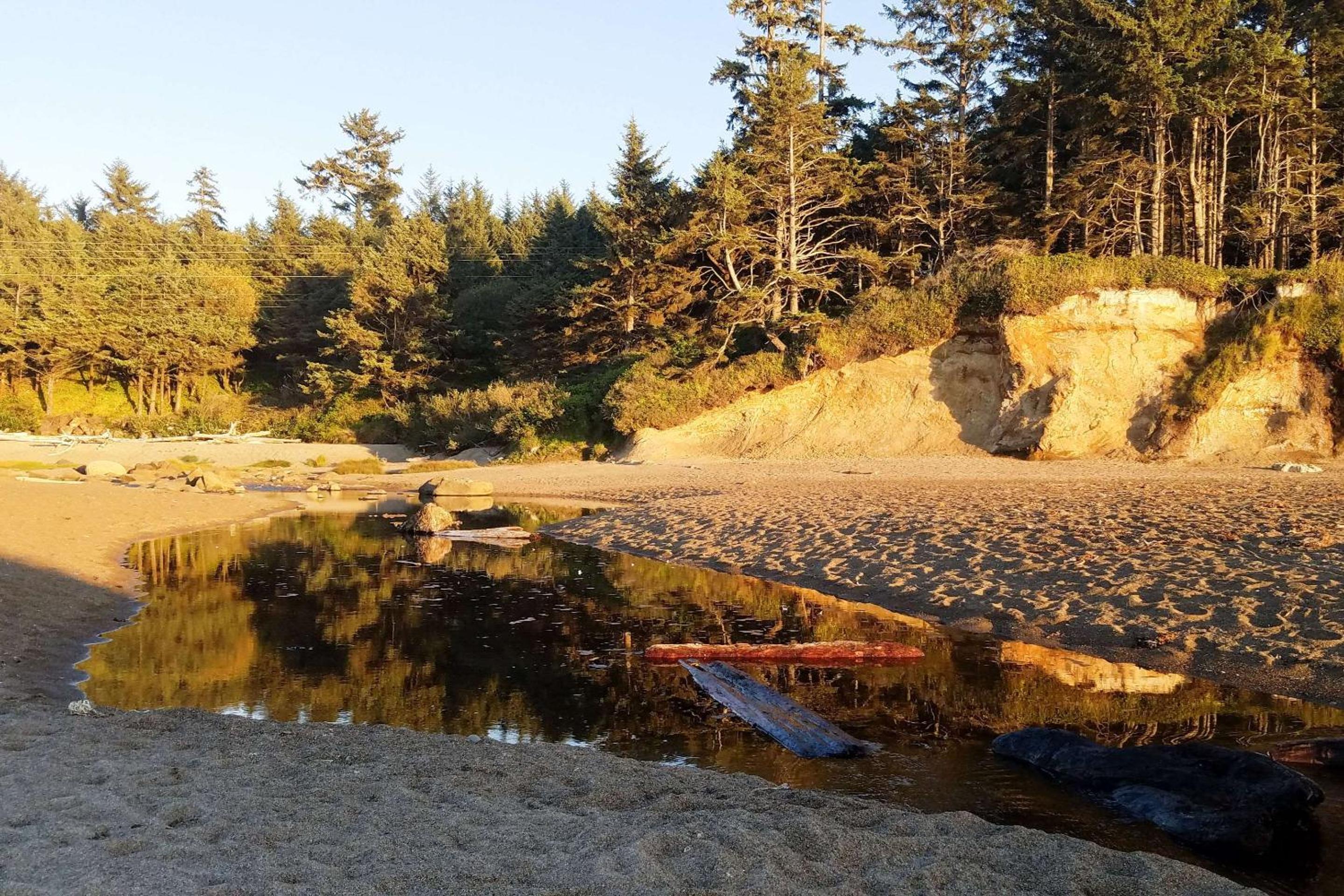 Clarion Inn Surfrider Resort