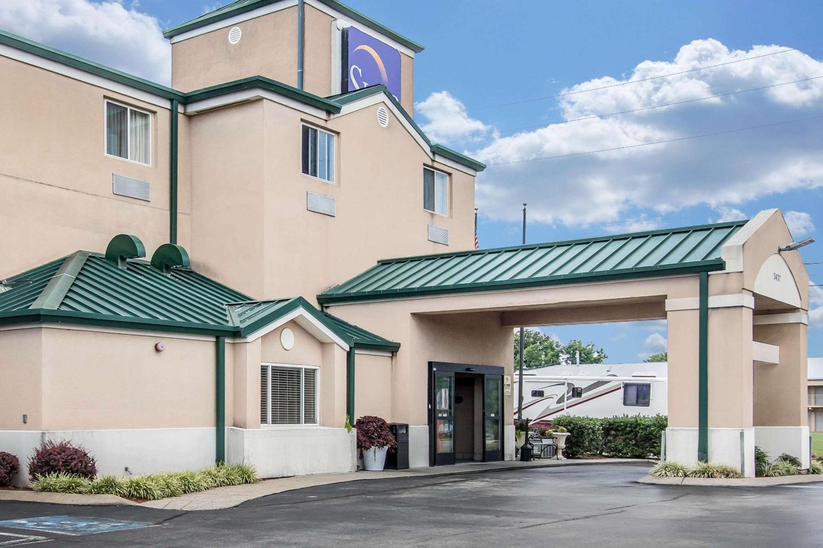 Sleep Inn - Property Image 18