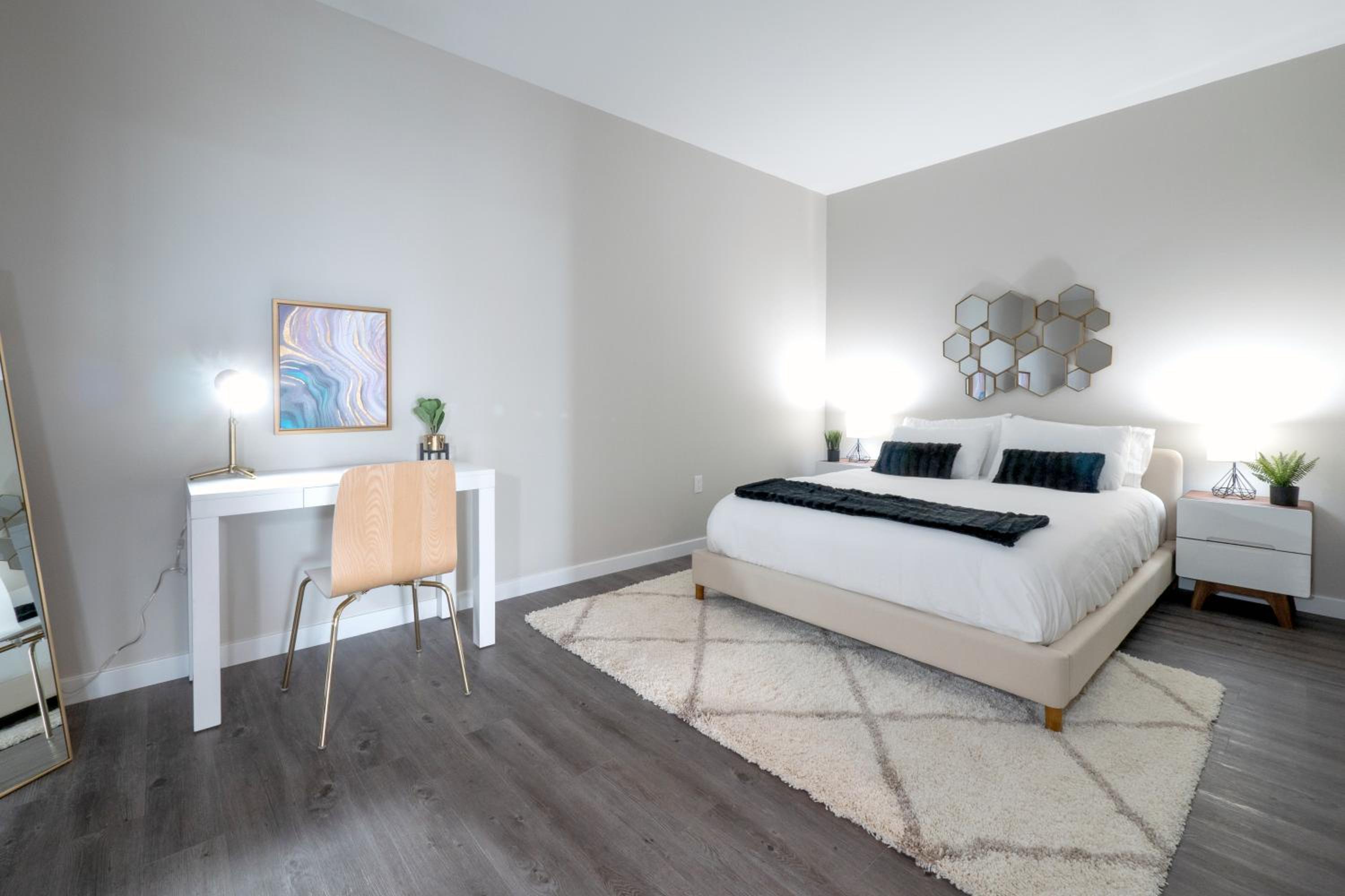 New Haven Vacations - Luxury Furnished Apartments by Hyatus Downtown at Yale - Property Image 59