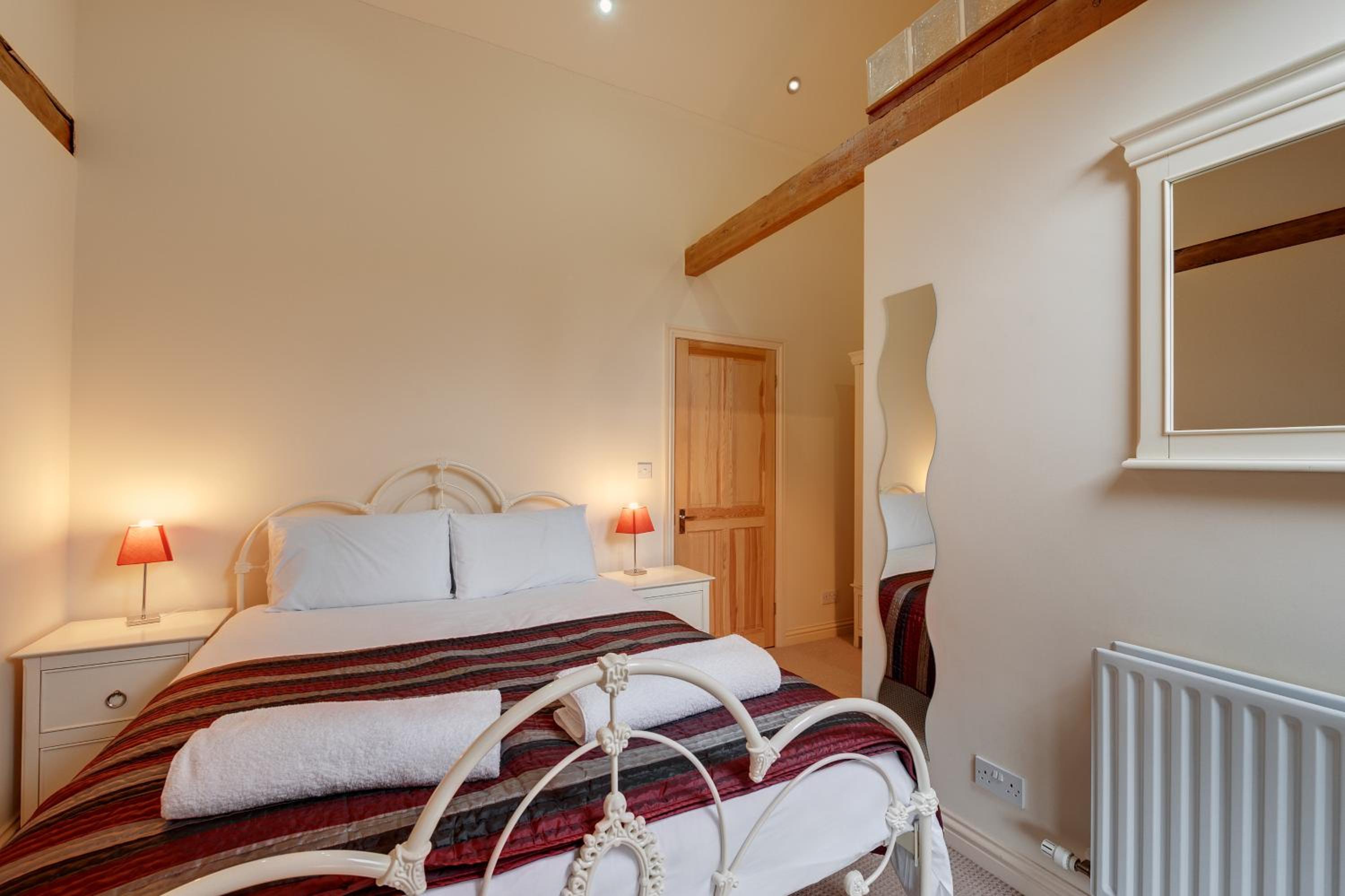 Hills Farm Stays