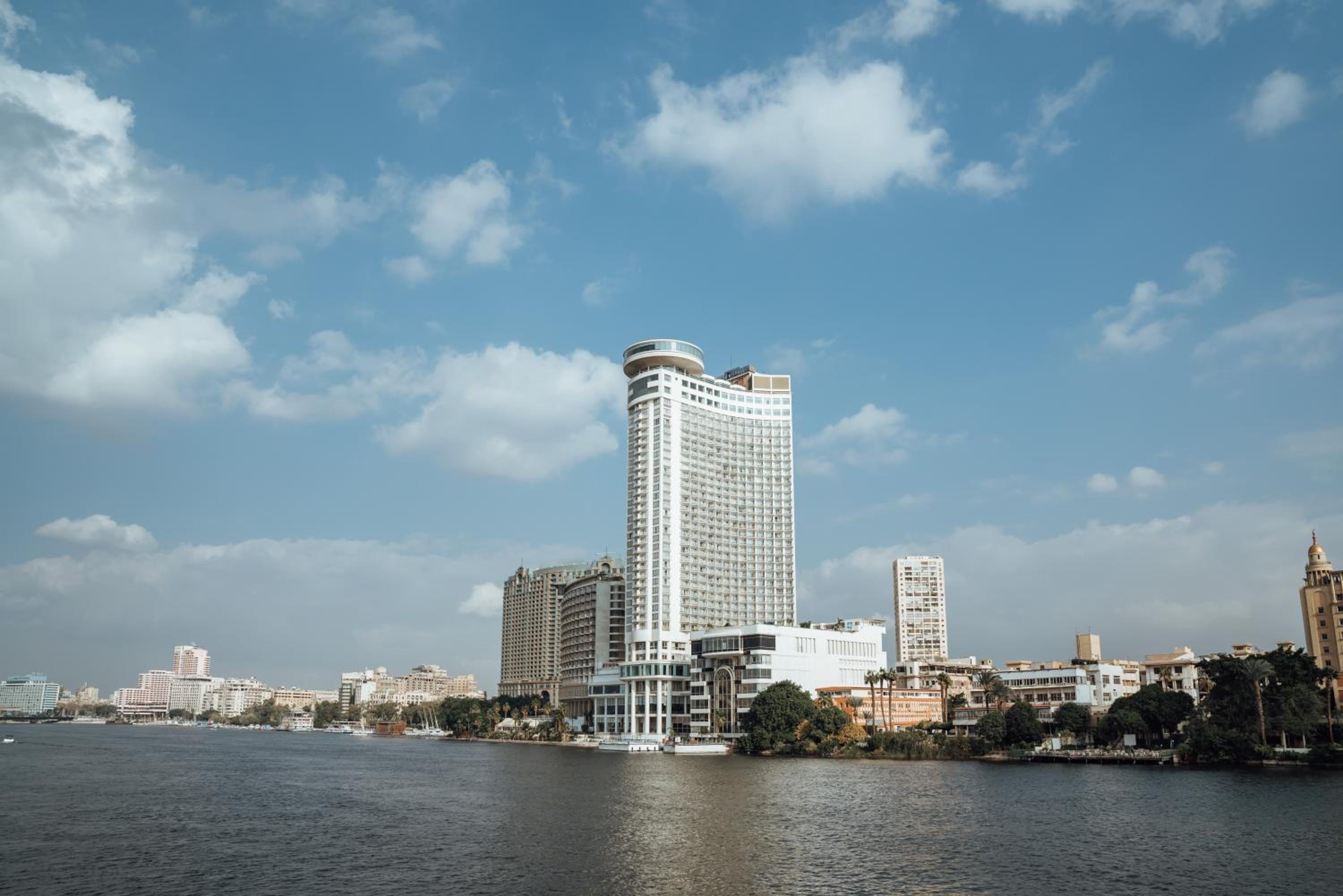 Hilton Cairo Grand Nile 50