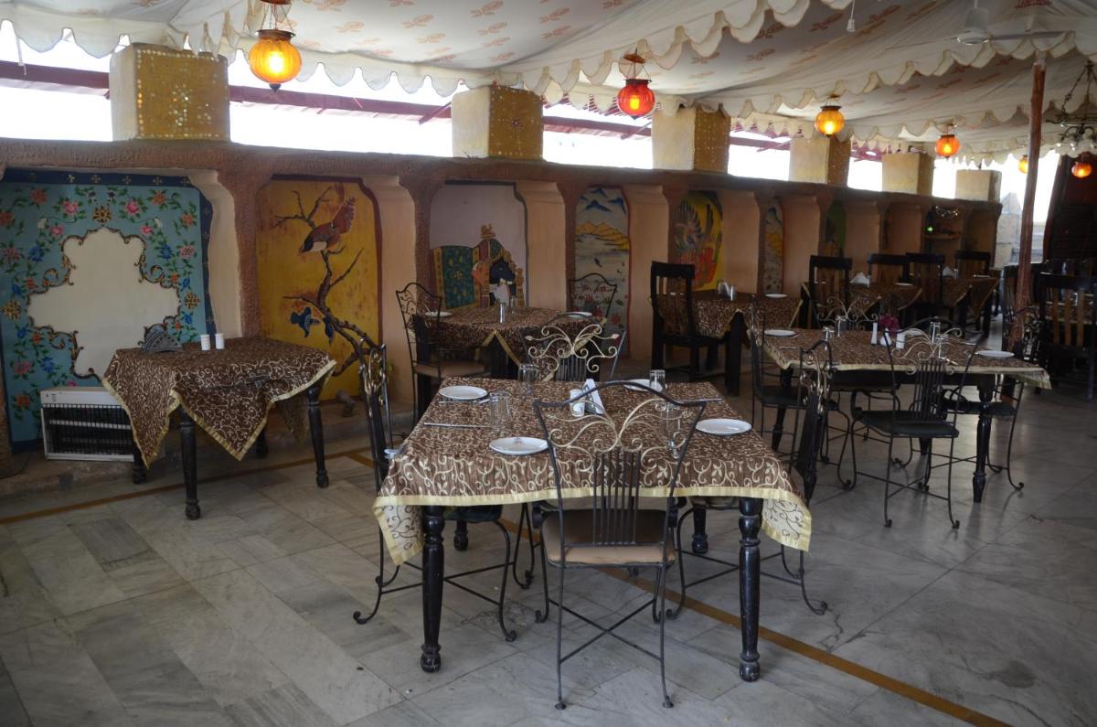 restaurant
