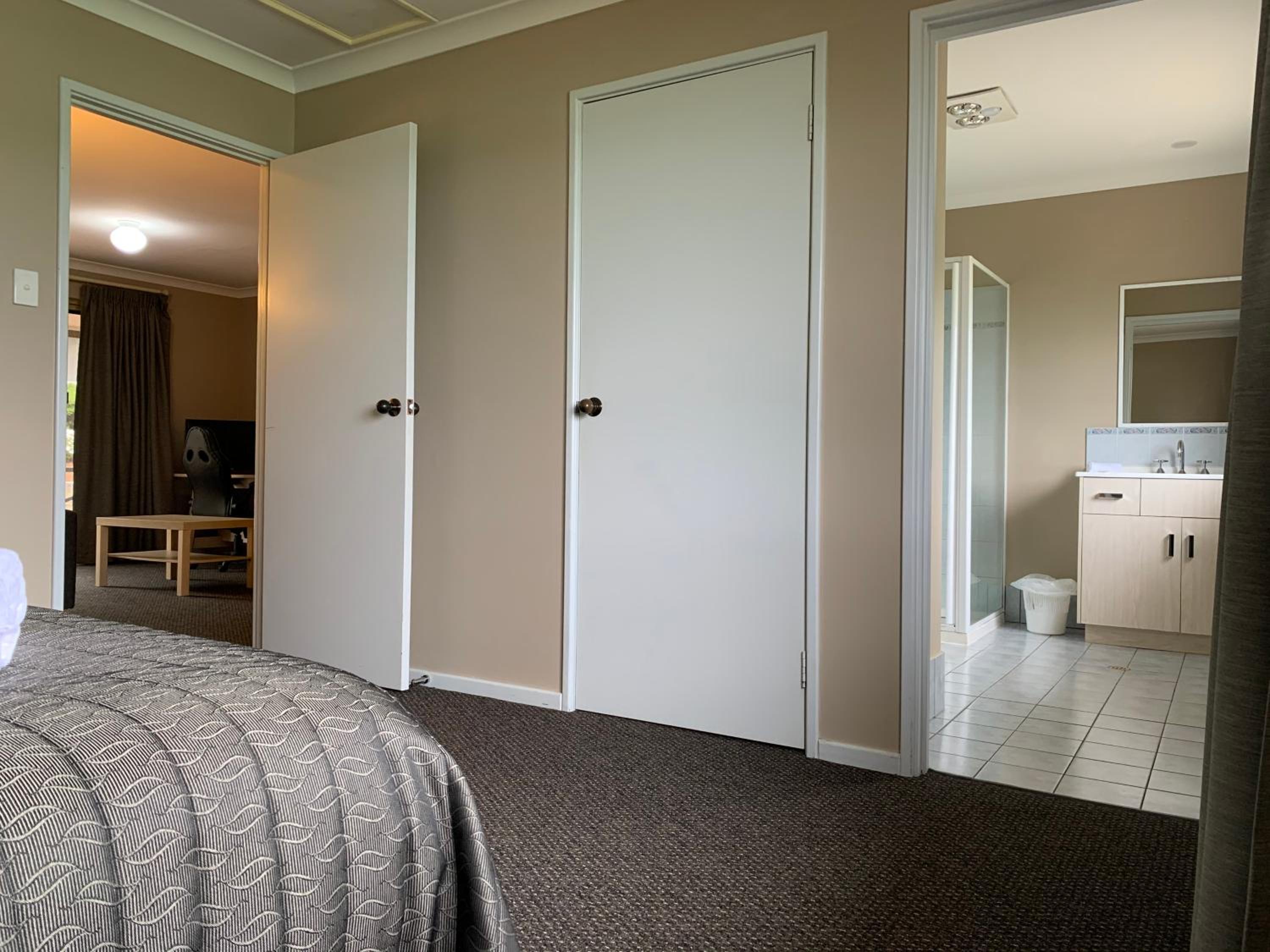 Albany Vacations - Studio32 - Property Image 4