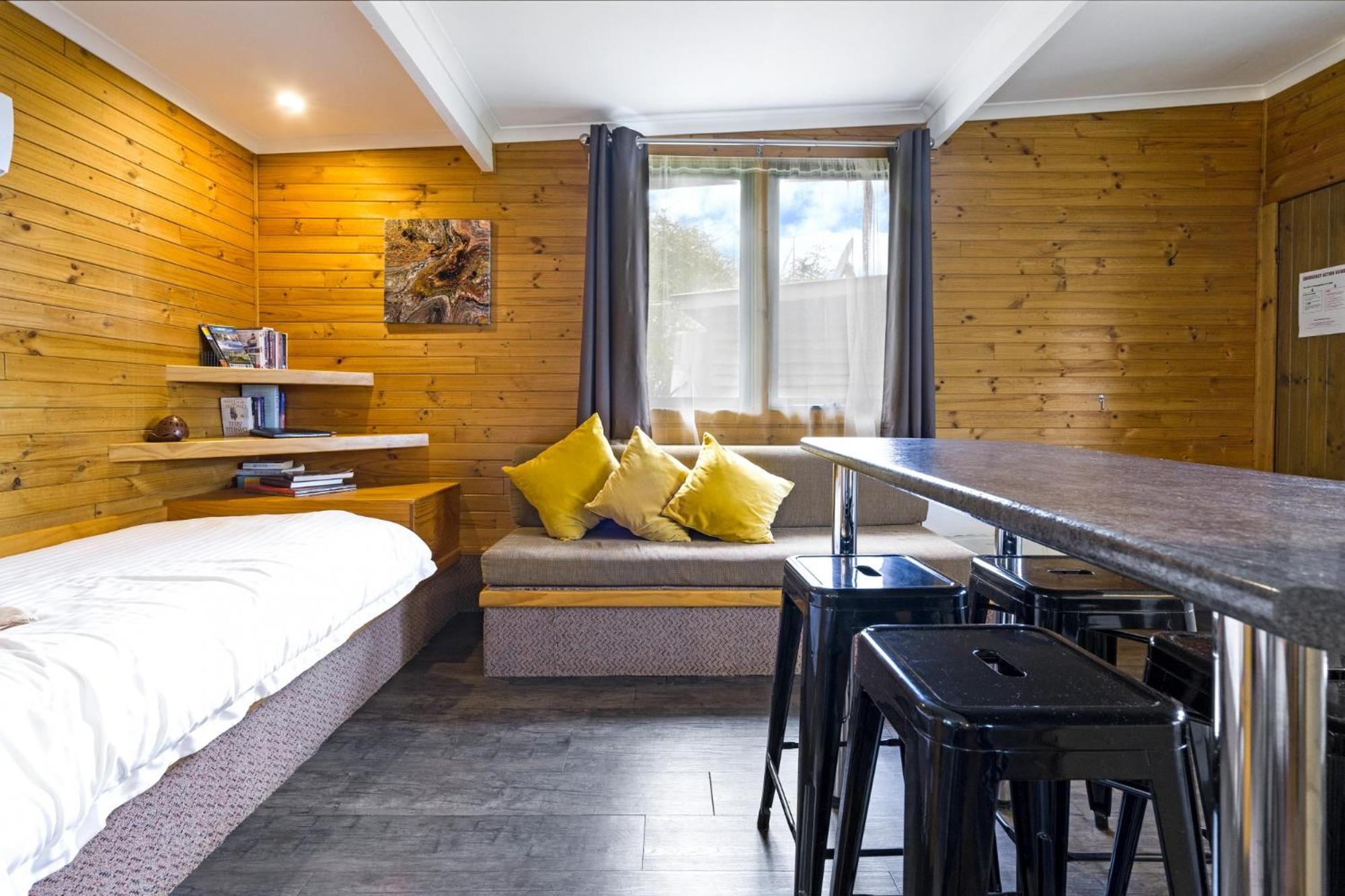 Mole Creek Cabins