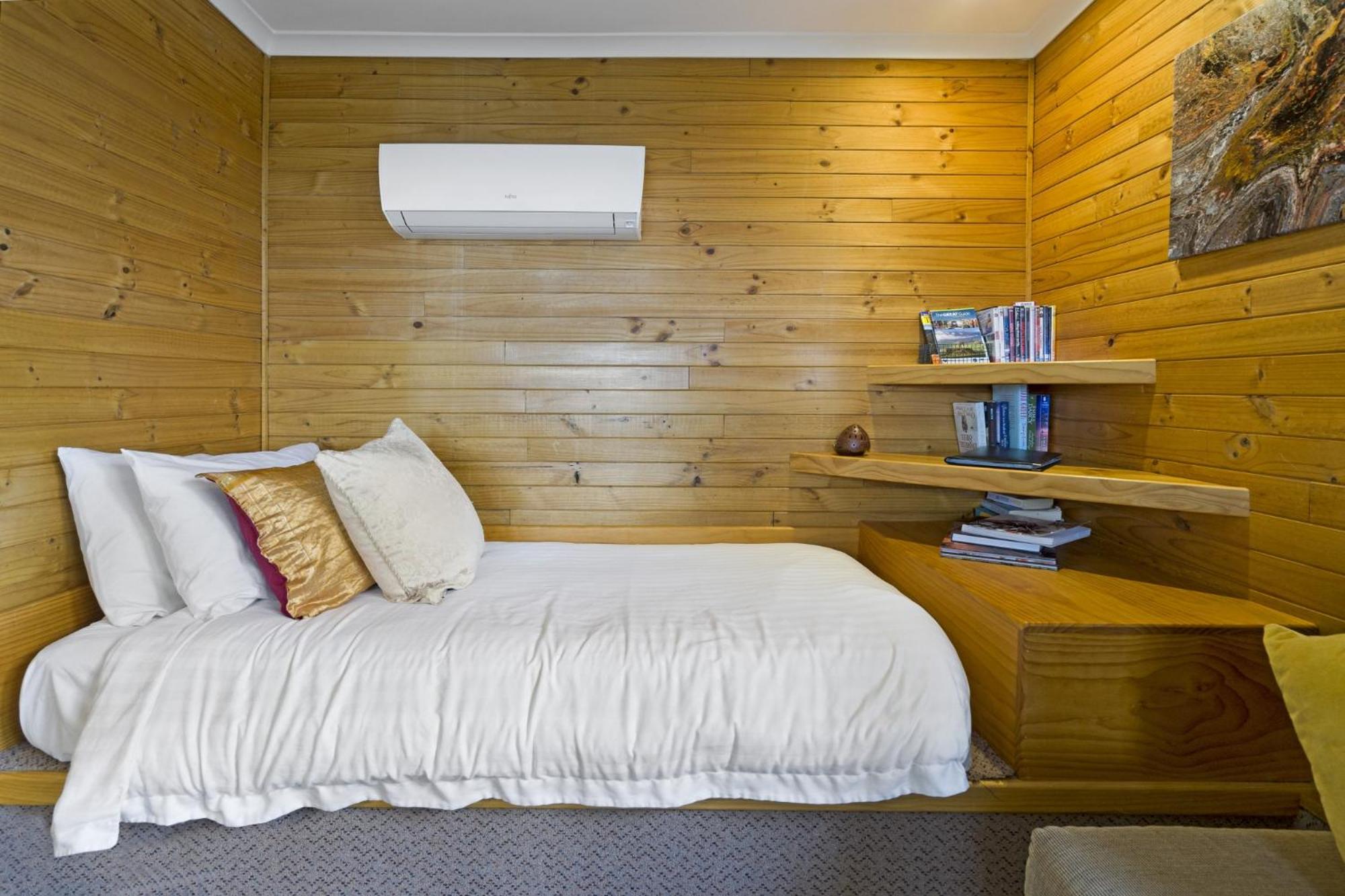 Mole Creek Cabins