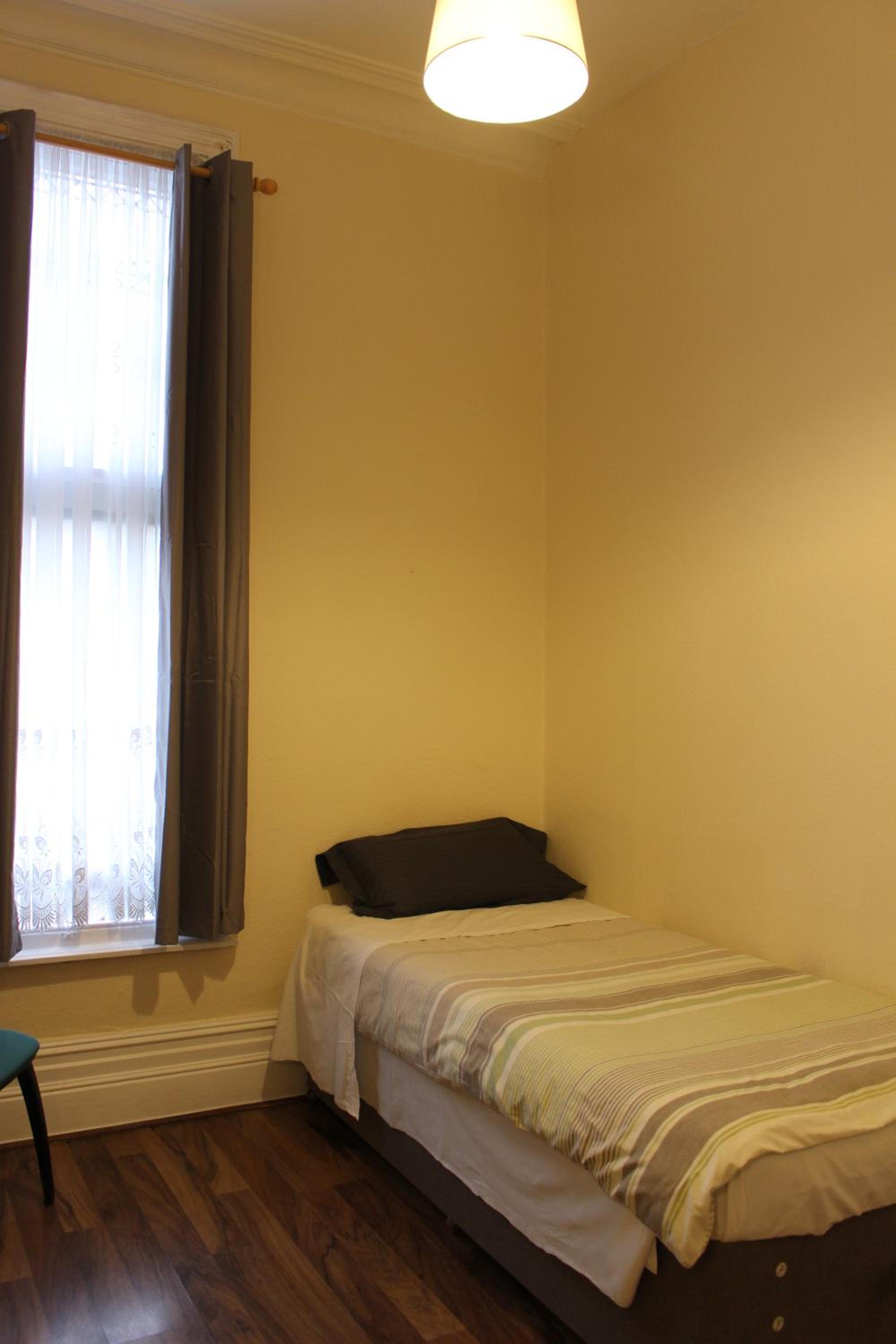 Leicester Vacations - Grafton House - Property Image 40