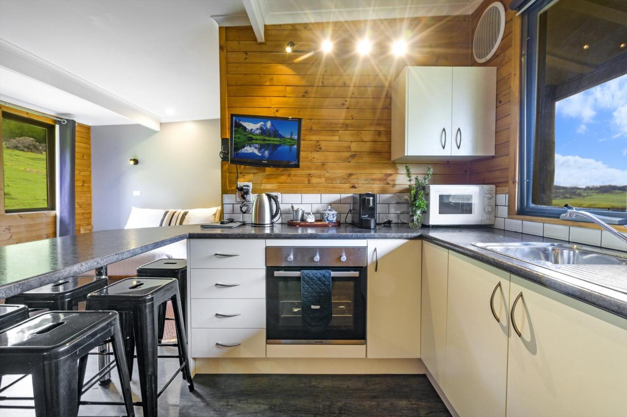 Mole Creek Cabins