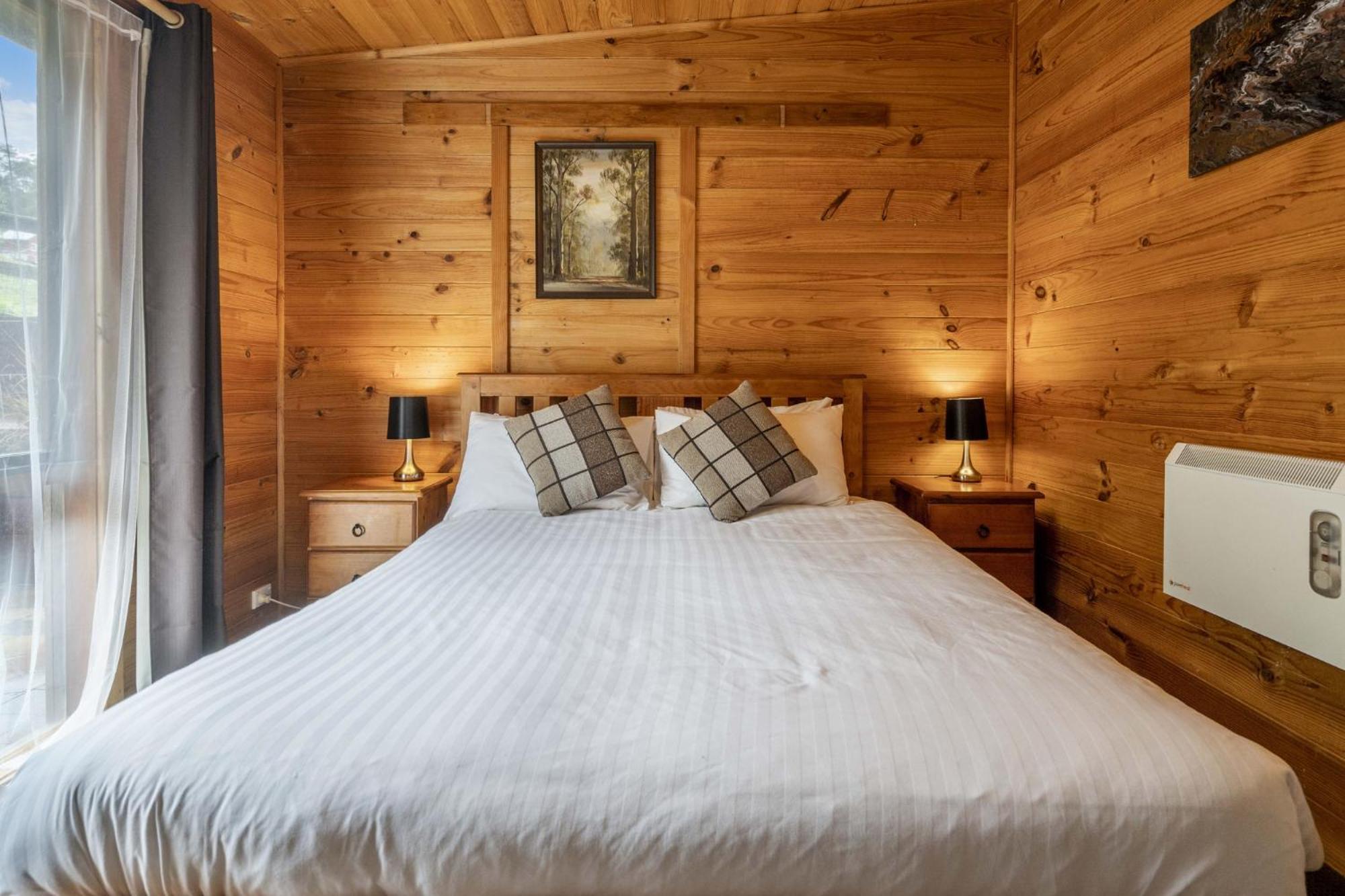 Mole Creek Cabins