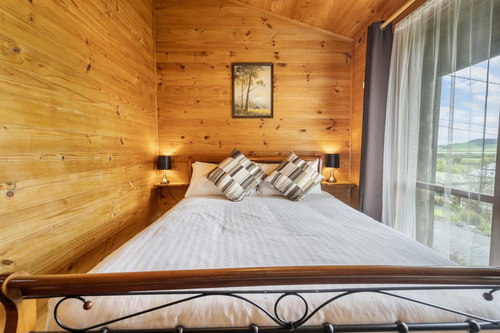 Mole Creek Cabins