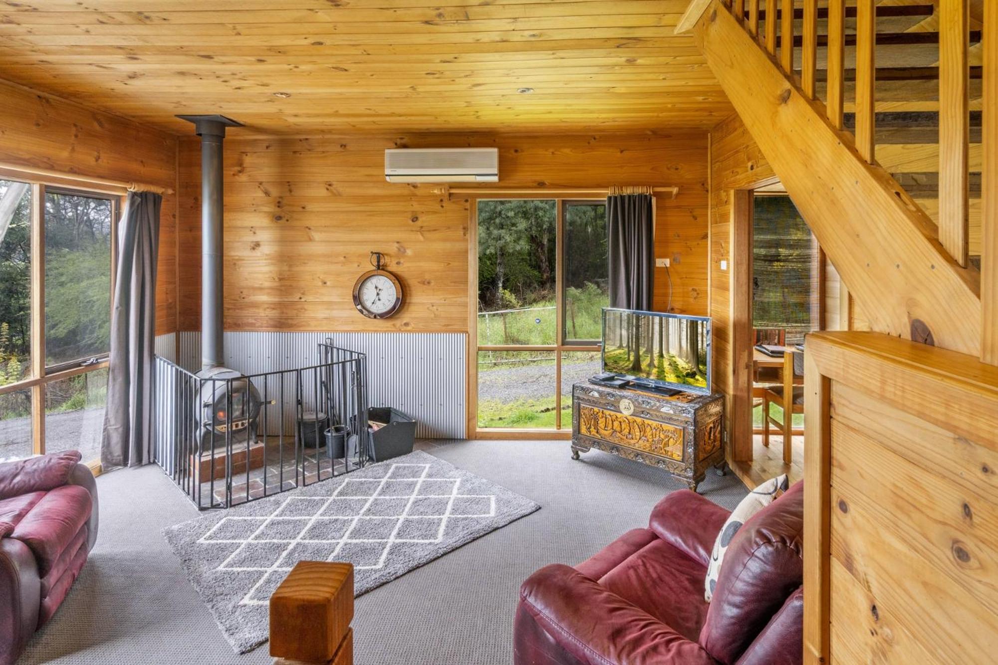 Mole Creek Cabins